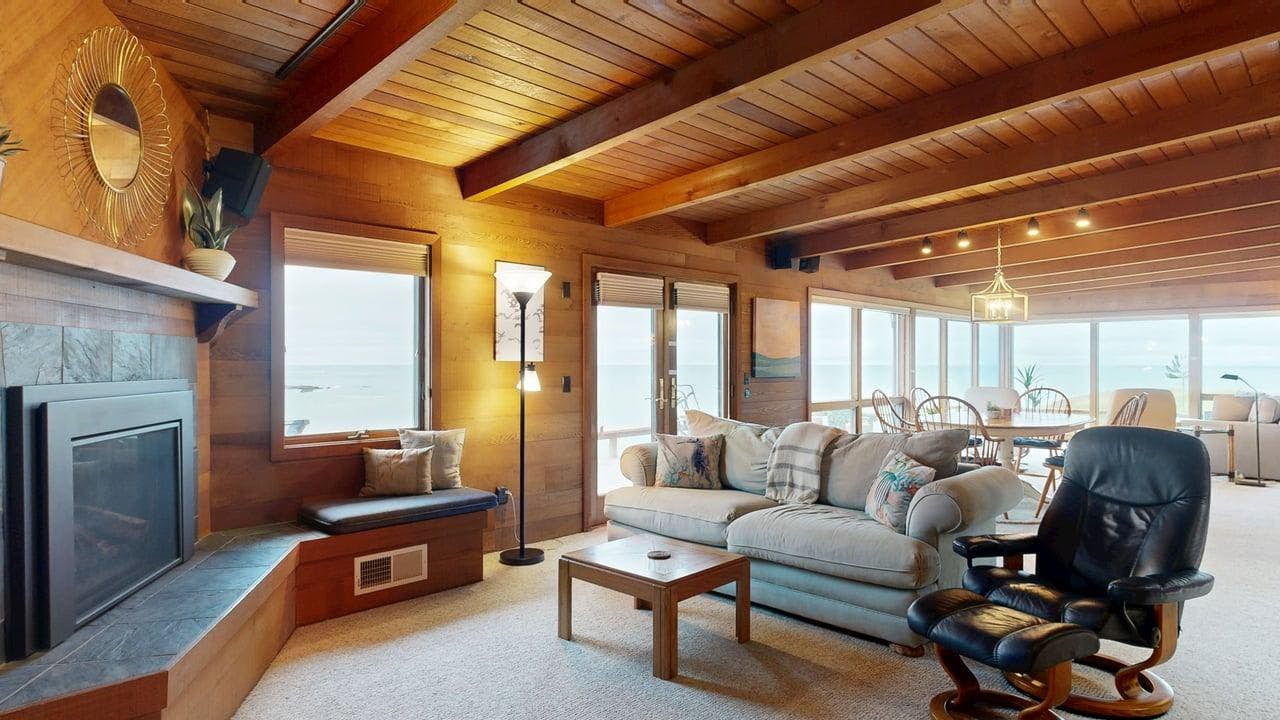 Oceanfront Haven with Beach Access, Views & Deck