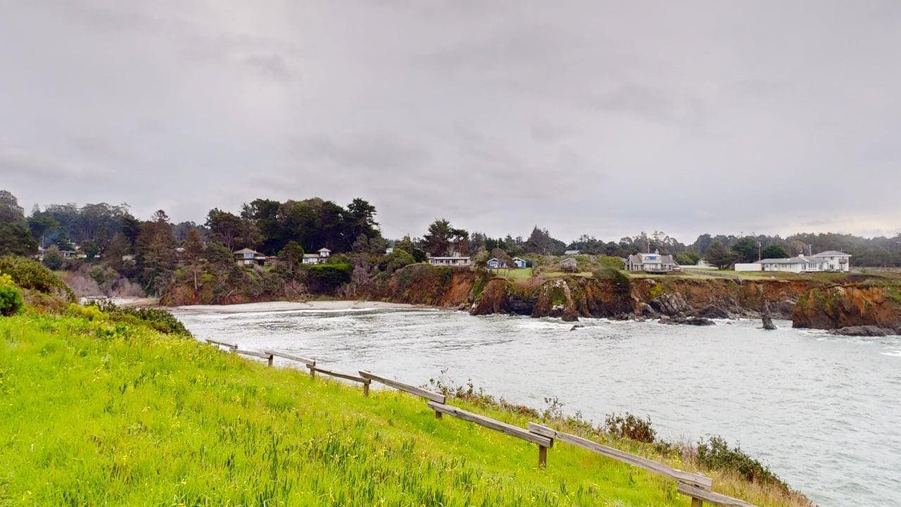 Oceanfront Haven with Beach Access, Views & Deck