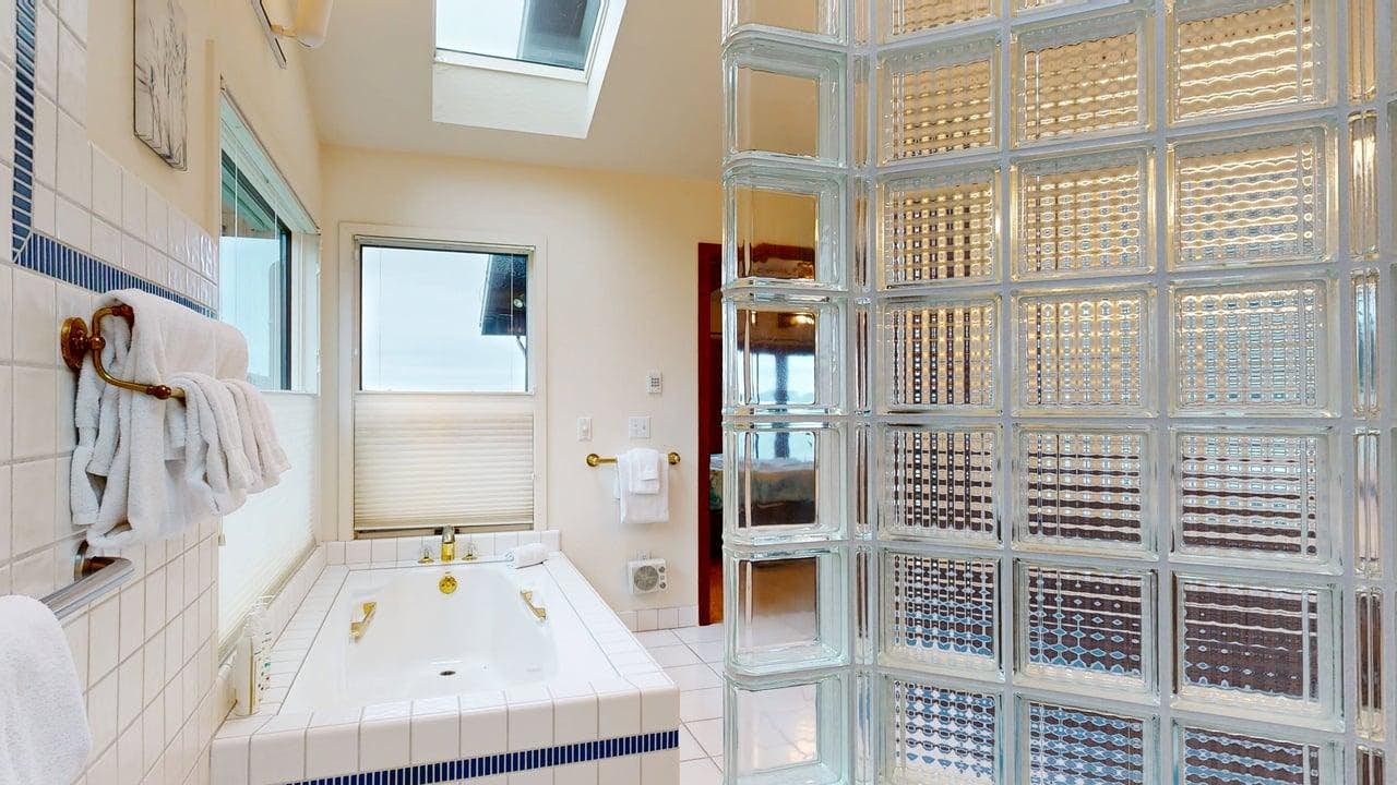 Oceanfront Haven with Beach Access, Views & Deck