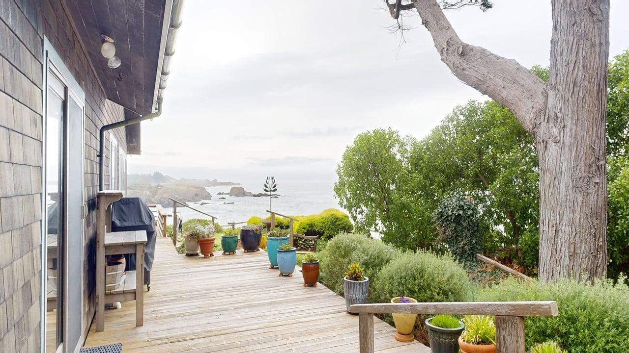 Oceanfront Haven with Beach Access, Views & Deck