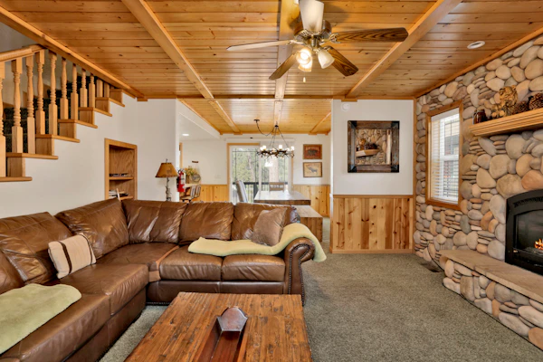 Brownie Resort Retreat | Walk-to-Ski Snow Summit Duplex Getaway