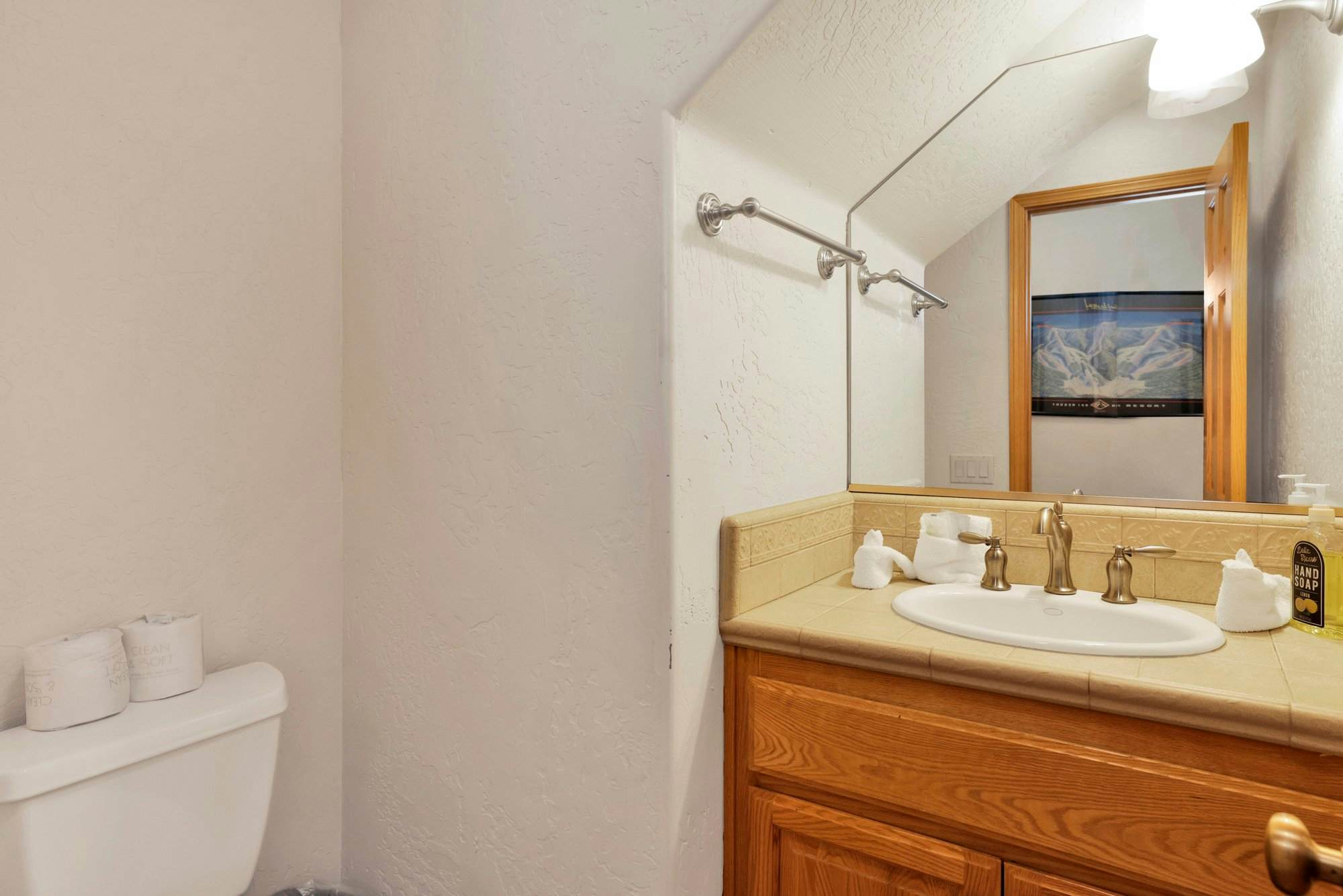 2619- Brownie Retreat