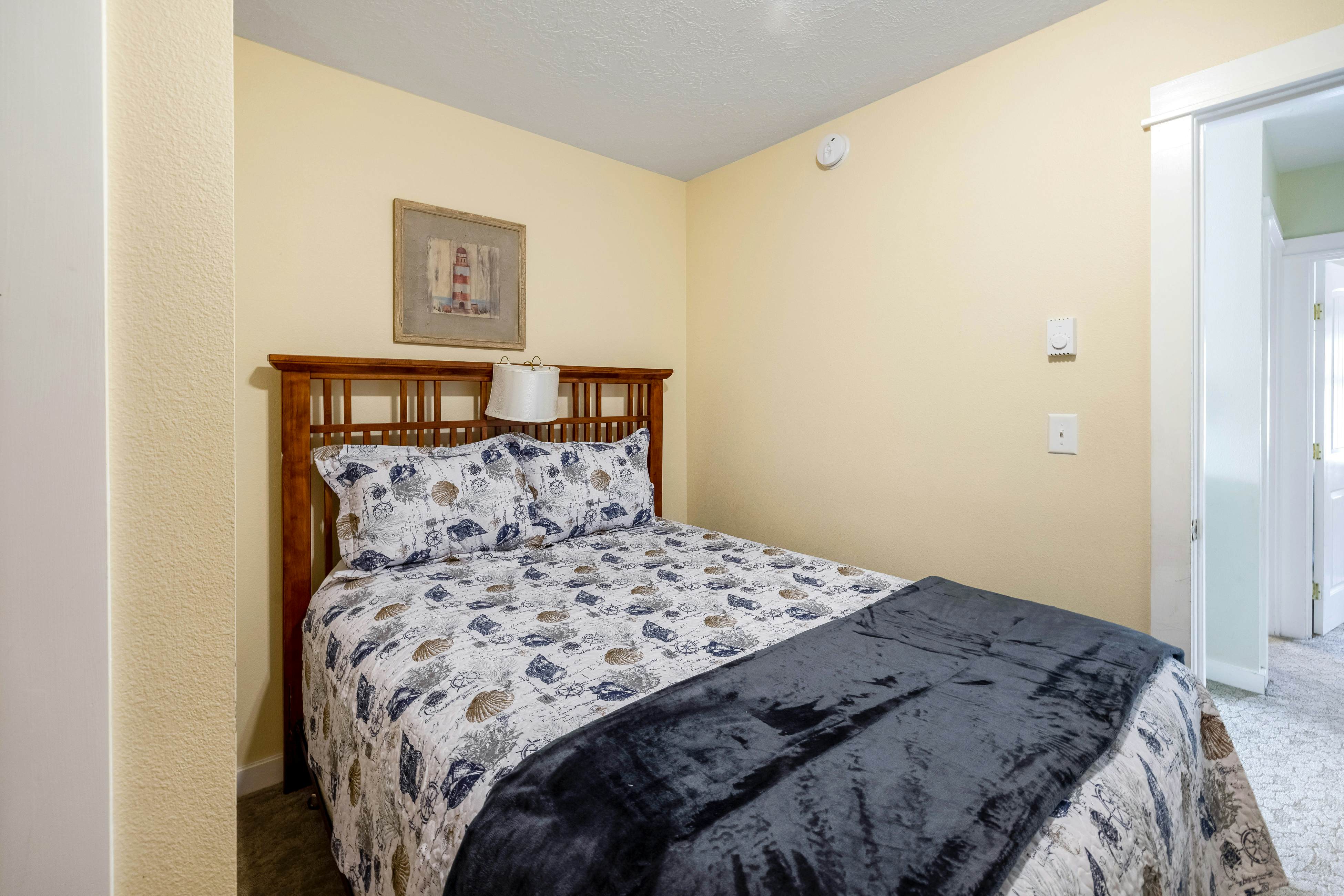 Beach View Dog-Friendly Home w/Gas Fireplace, Deck, Beach Access, & Free WiFi