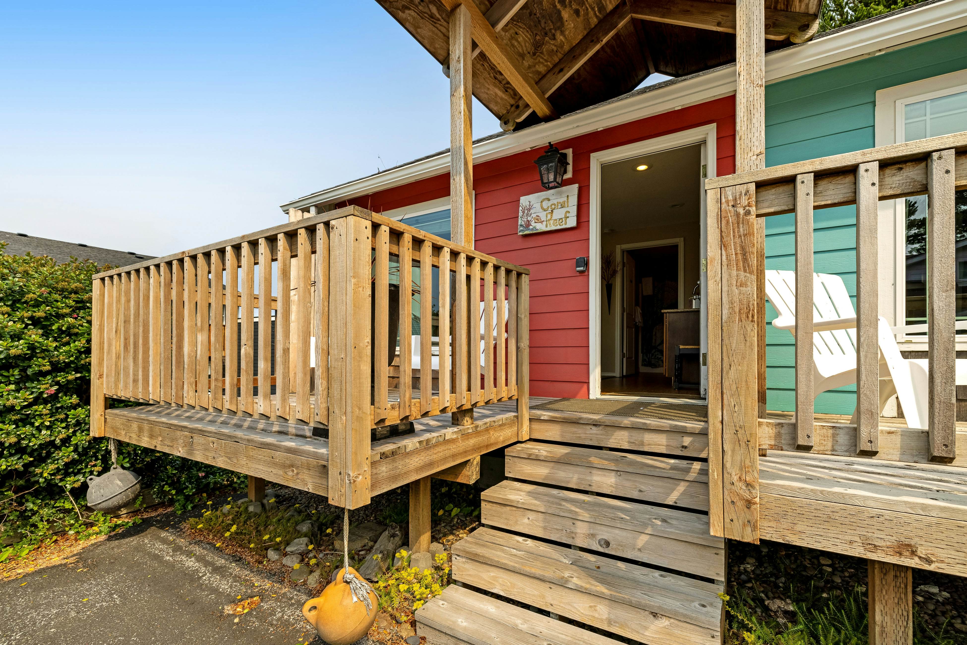 Dog-friendly ocean-view cabin with fireplace, kitchenette, deck, & beach access