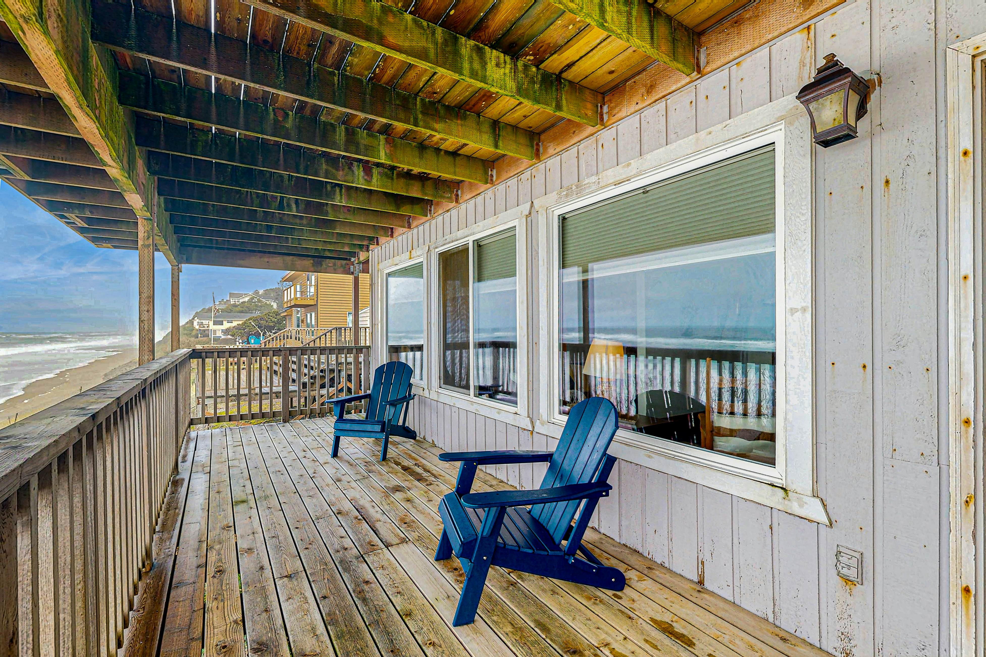 Dog-friendly home with oceanfront location & fireplace - walk to the beach