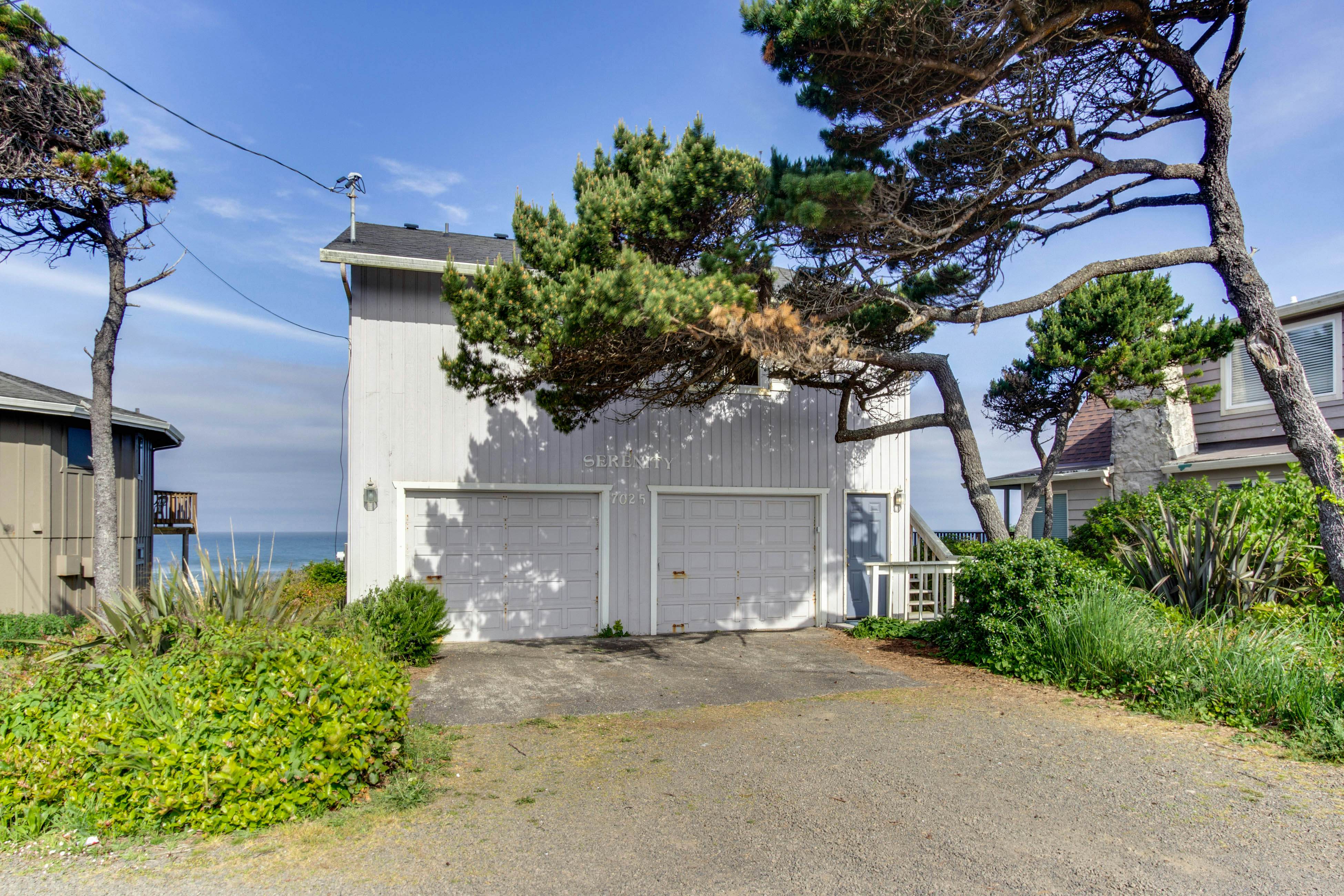 Dog-friendly home with oceanfront location & fireplace - walk to the beach