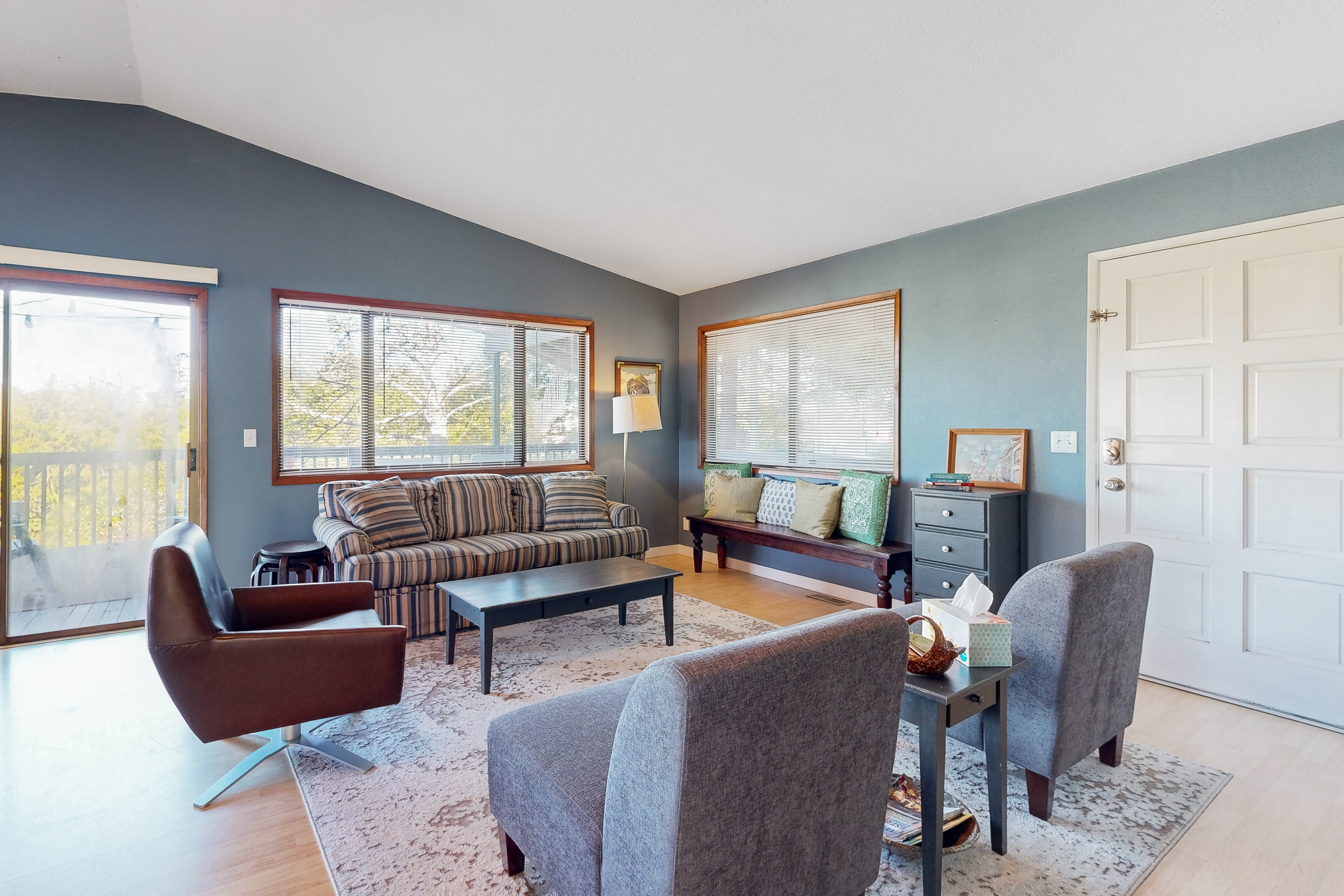 Comfortable inviting home with great deck 2 blocks to the beach