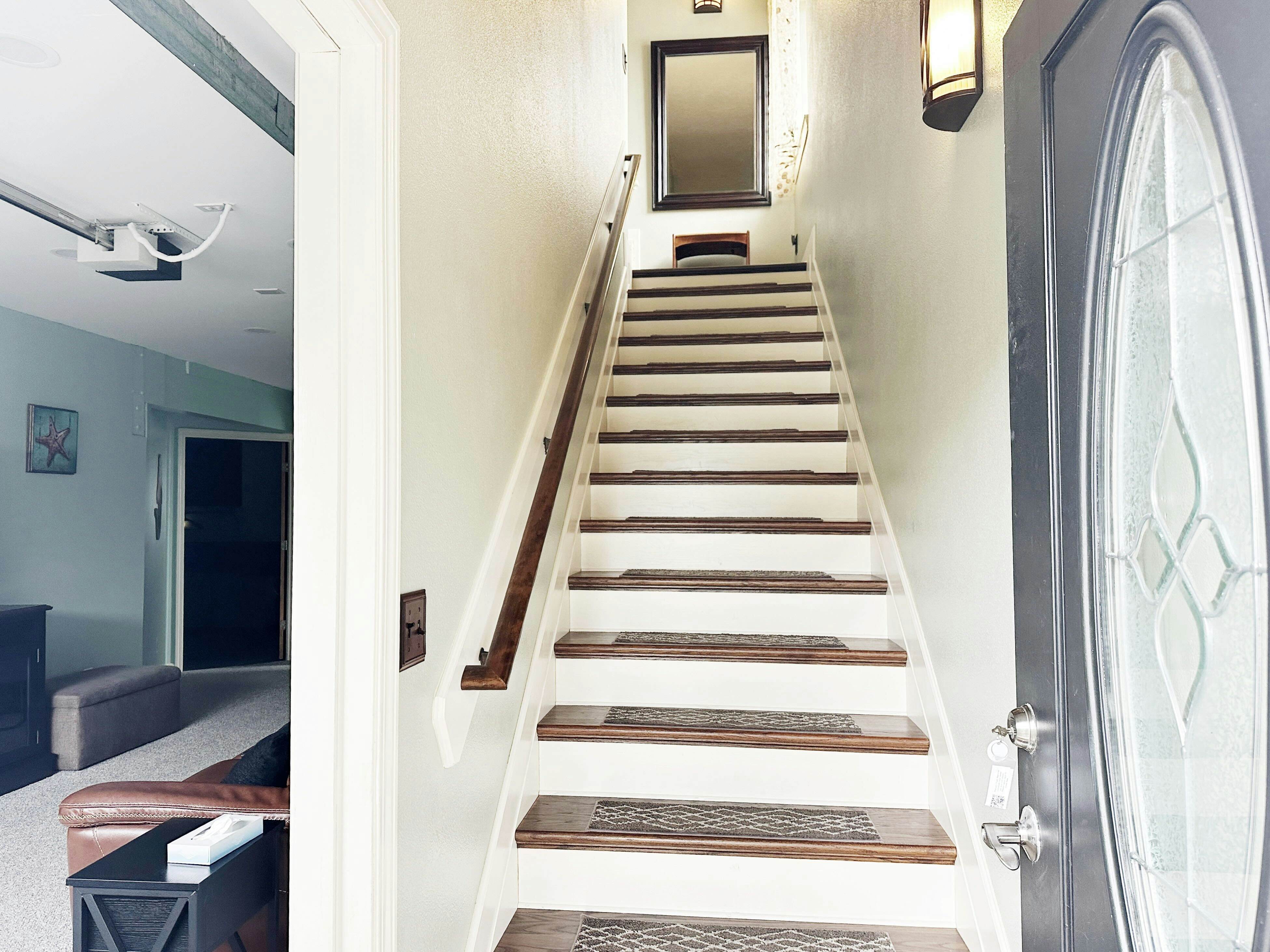 Spacious home with Ocean Views, game room, office, deck/patio & grill - dogs ok