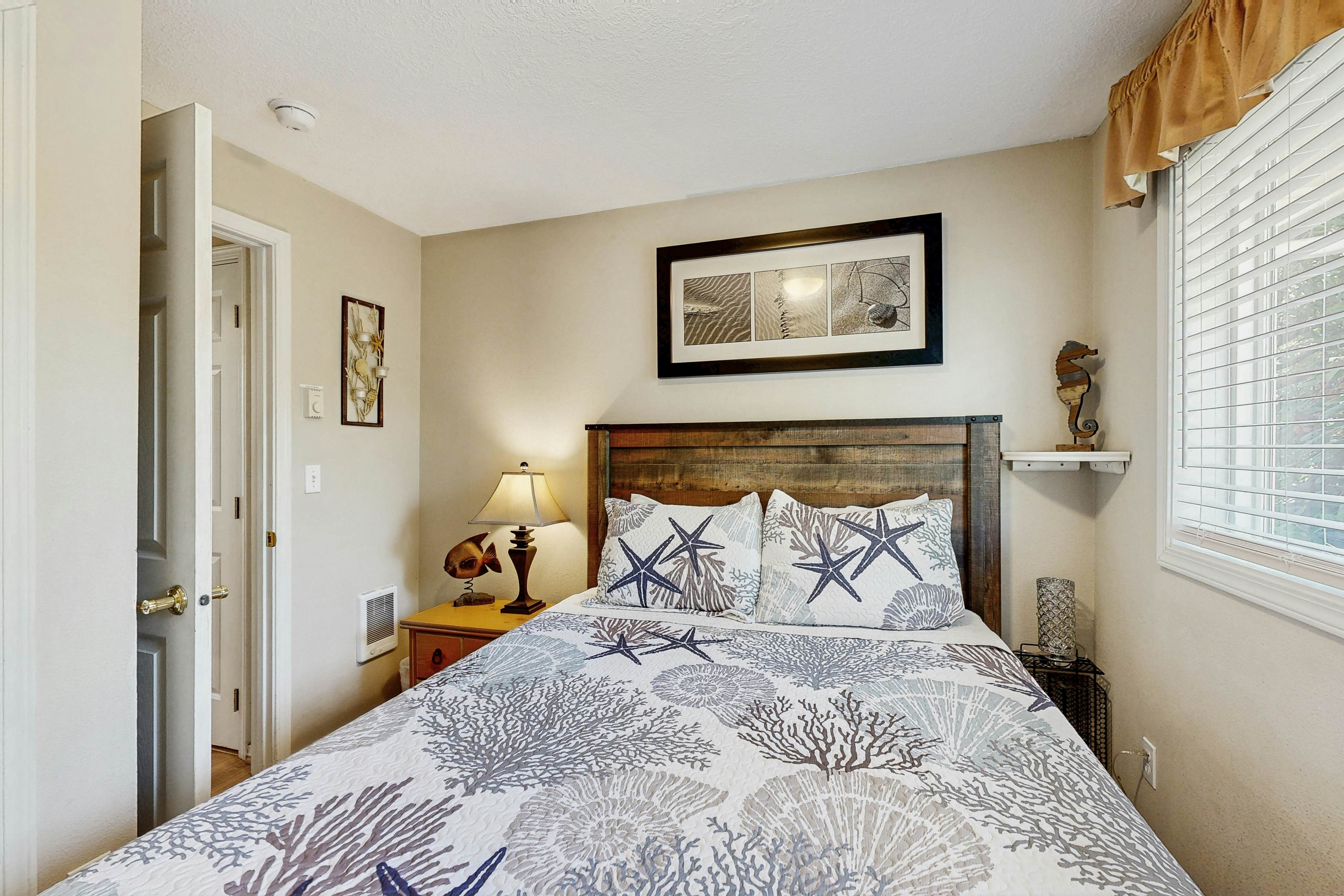 Dog-Friendly Oregon Coast Getaway with Private Hot Tub