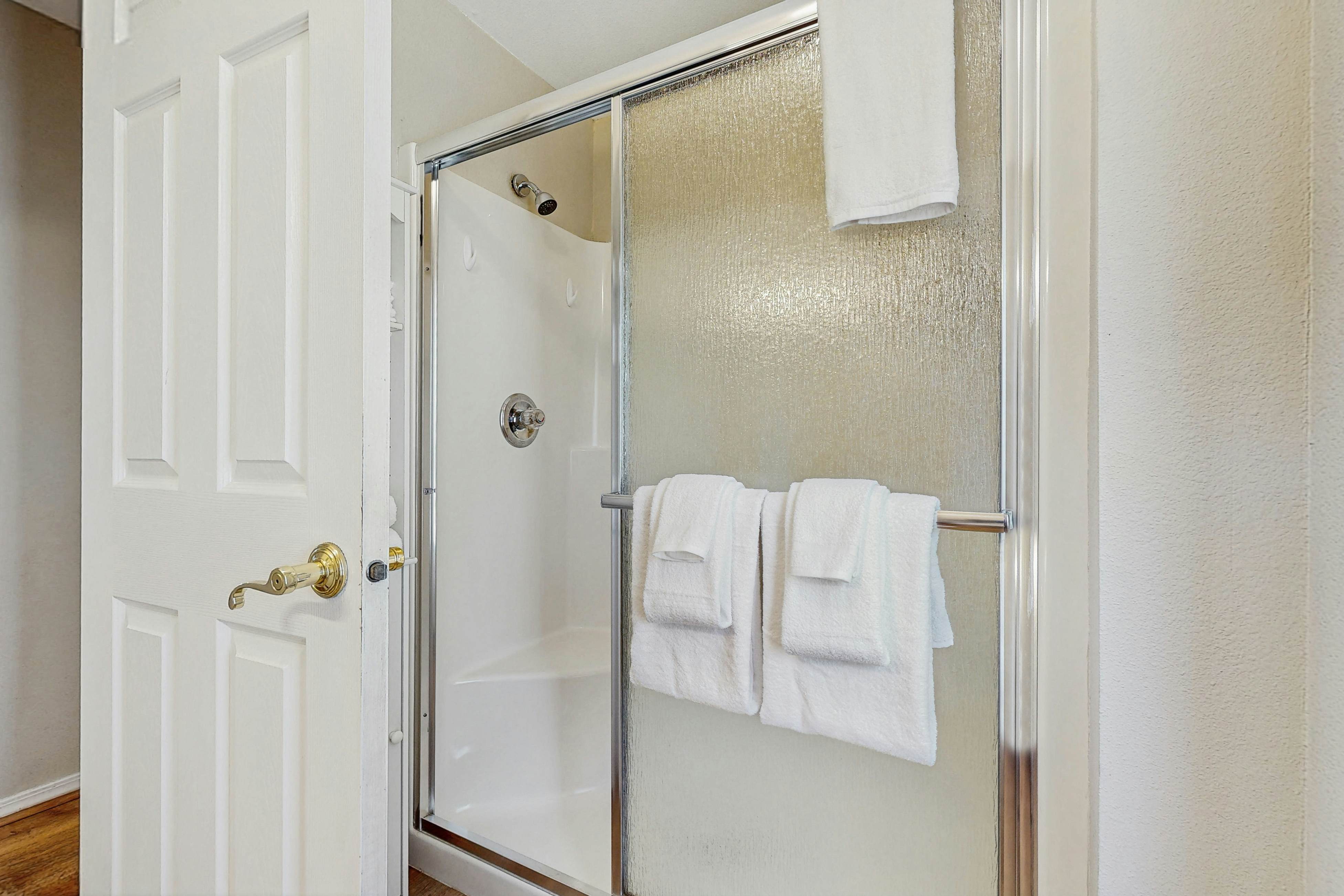 Dog-Friendly Oregon Coast Getaway with Private Hot Tub