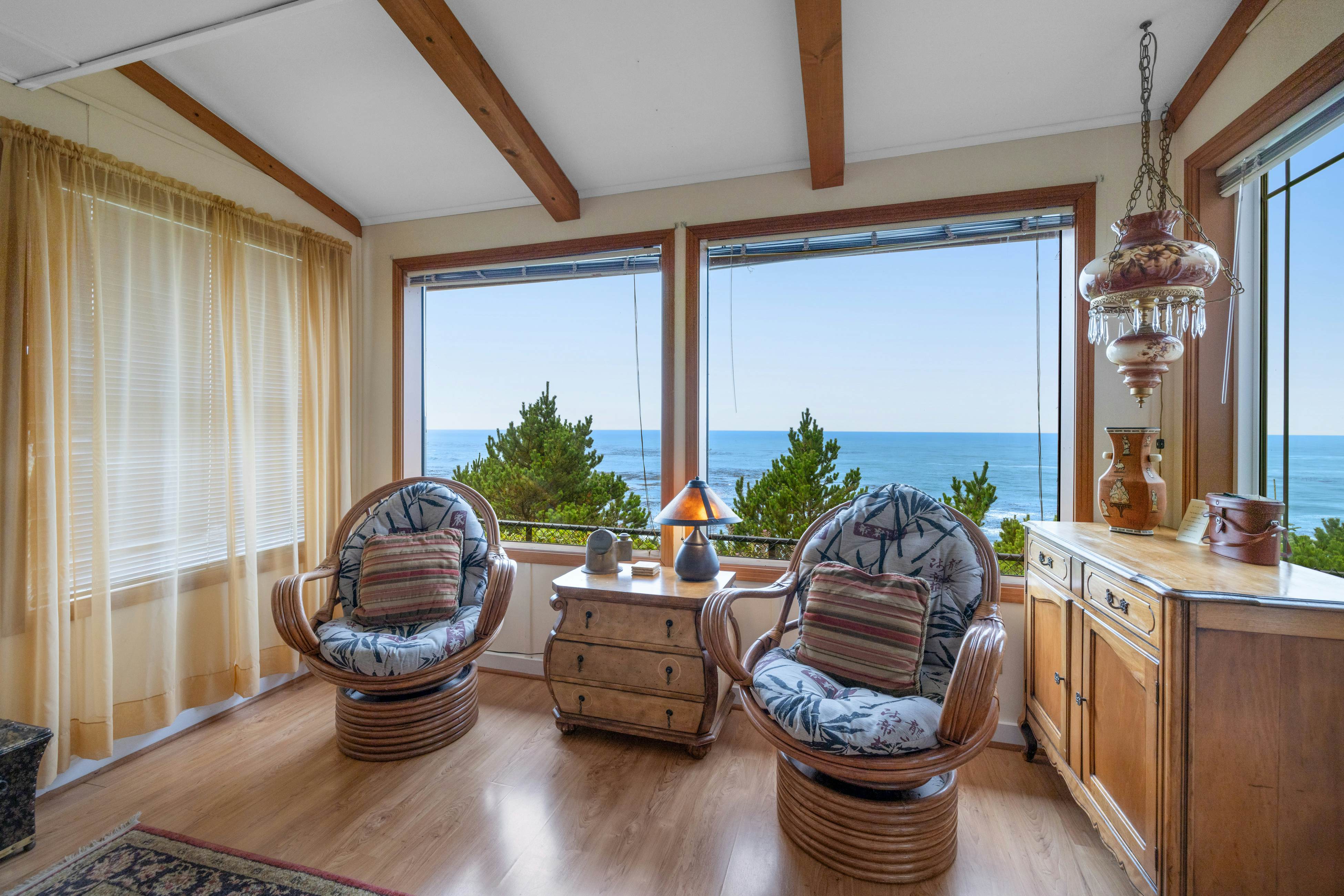 Historic Waterfront Home with Ocean Views, Great Location - Dogs OK