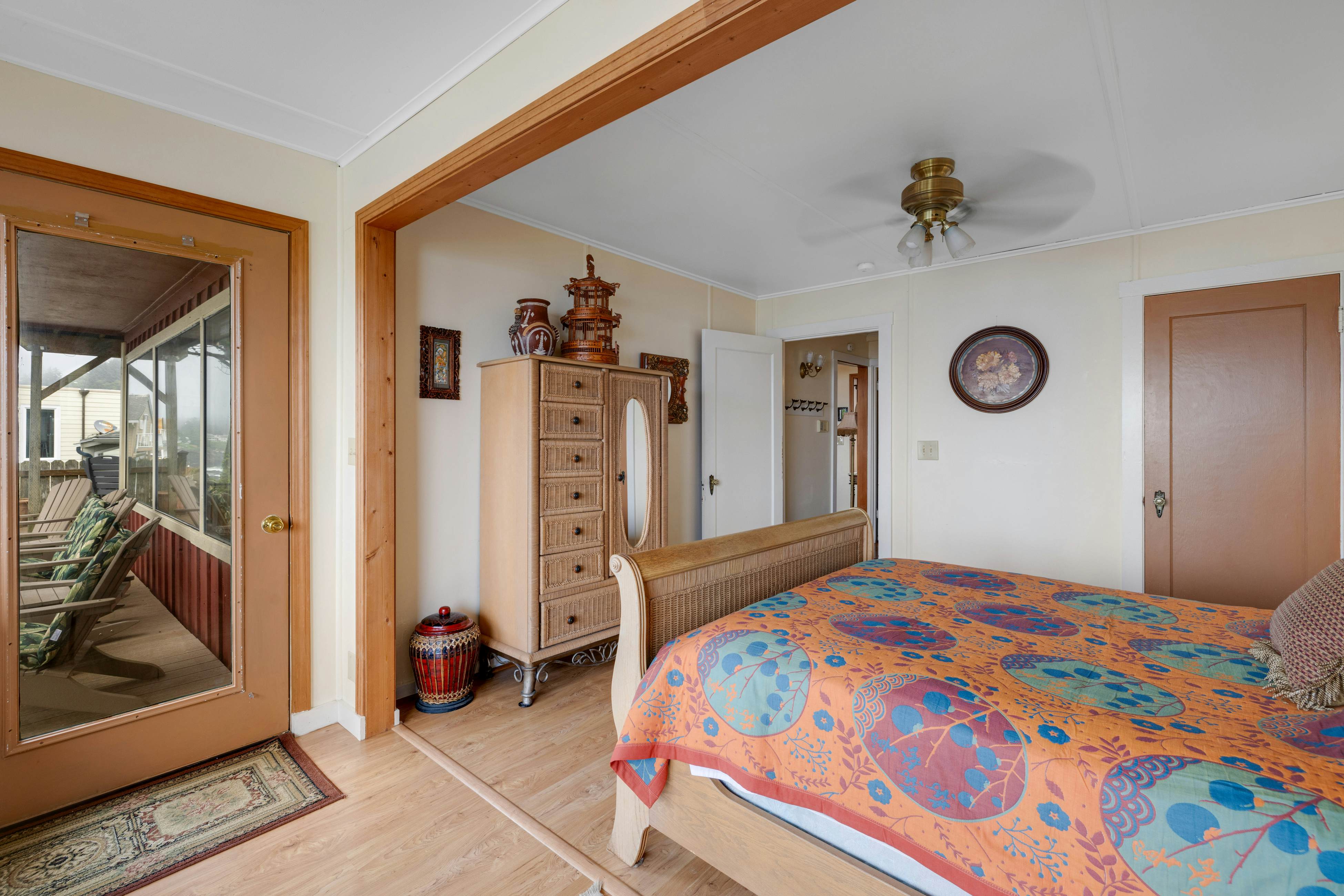 Historic Waterfront Home with Ocean Views, Great Location - Dogs OK