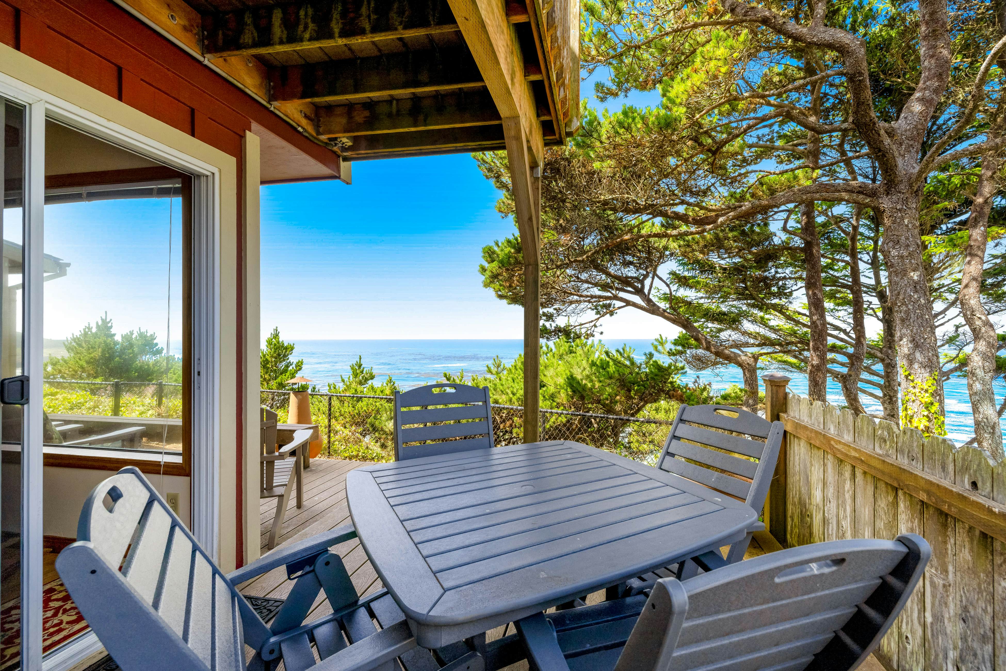 Historic Waterfront Home with Ocean Views, Great Location - Dogs OK