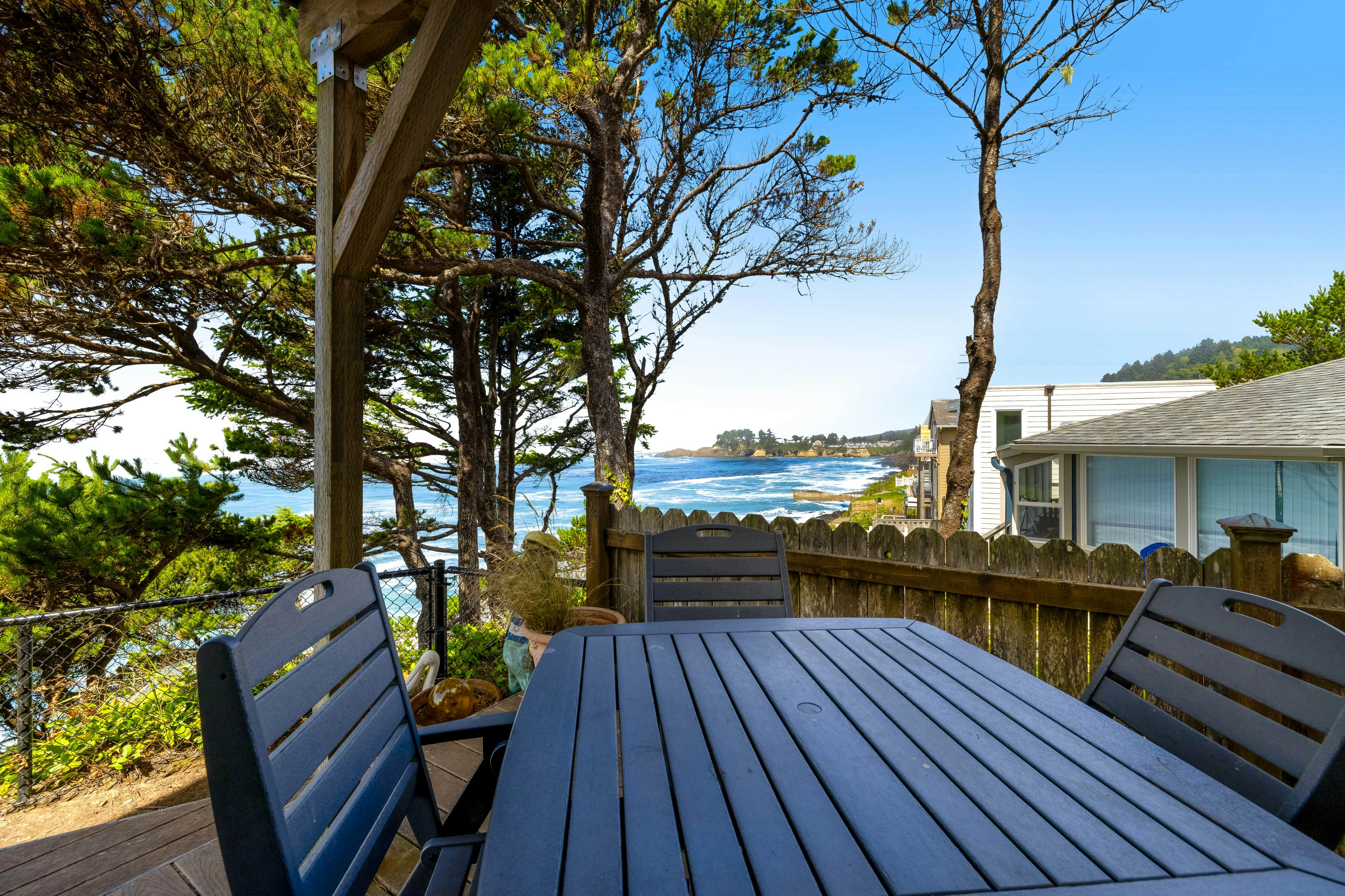 Historic Waterfront Home with Ocean Views, Great Location - Dogs OK