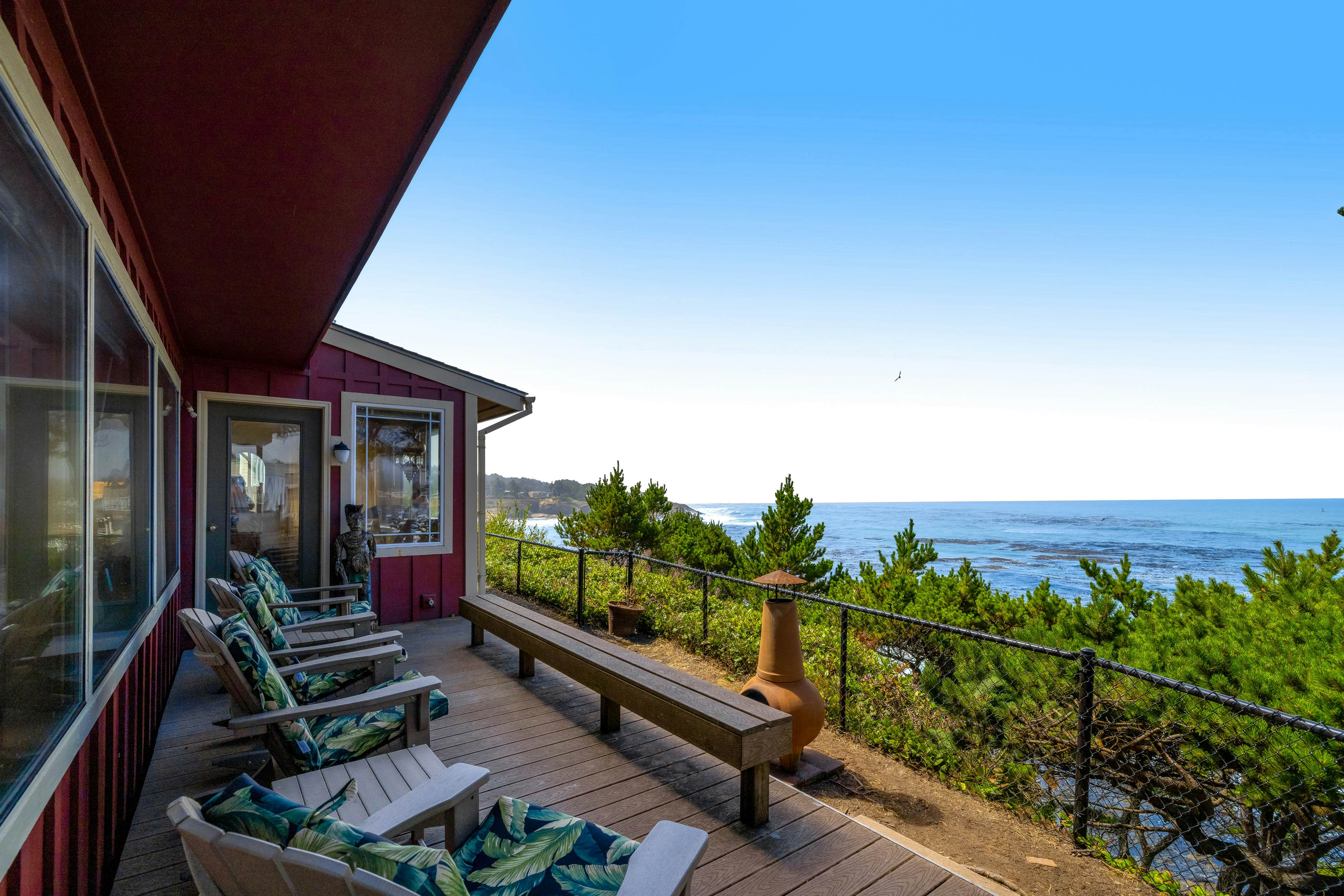 Historic Waterfront Home with Ocean Views, Great Location - Dogs OK