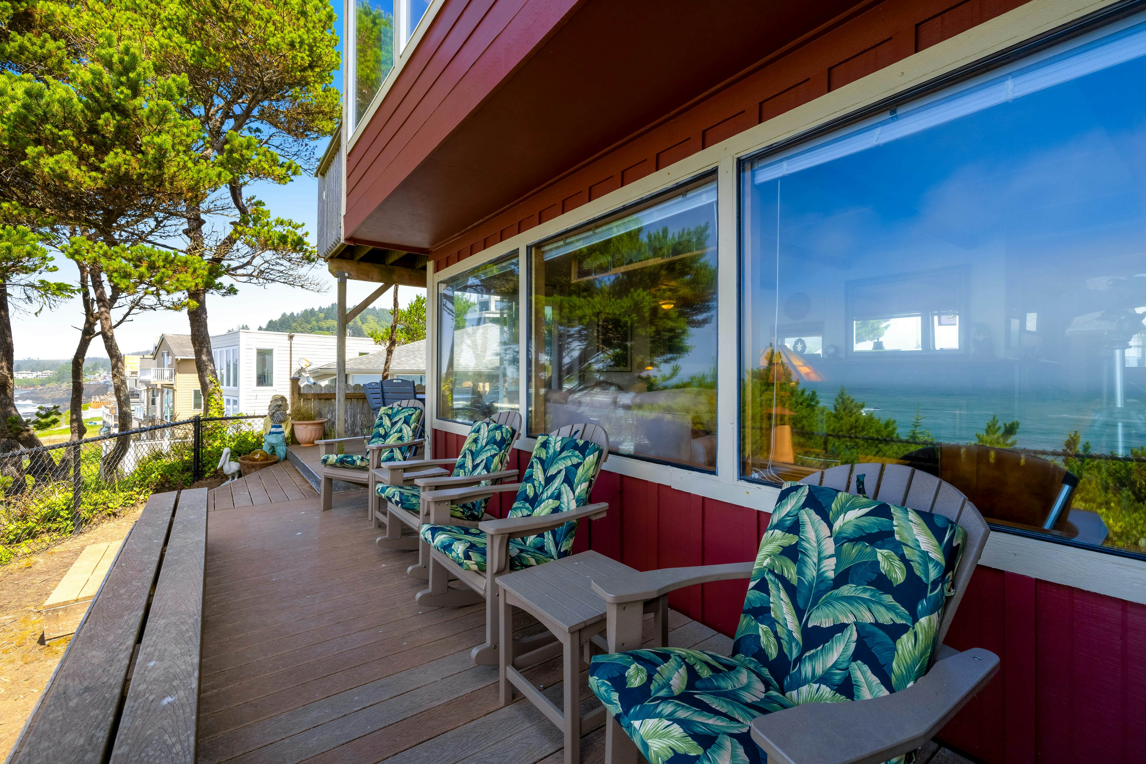 Historic Waterfront Home with Ocean Views, Great Location - Dogs OK