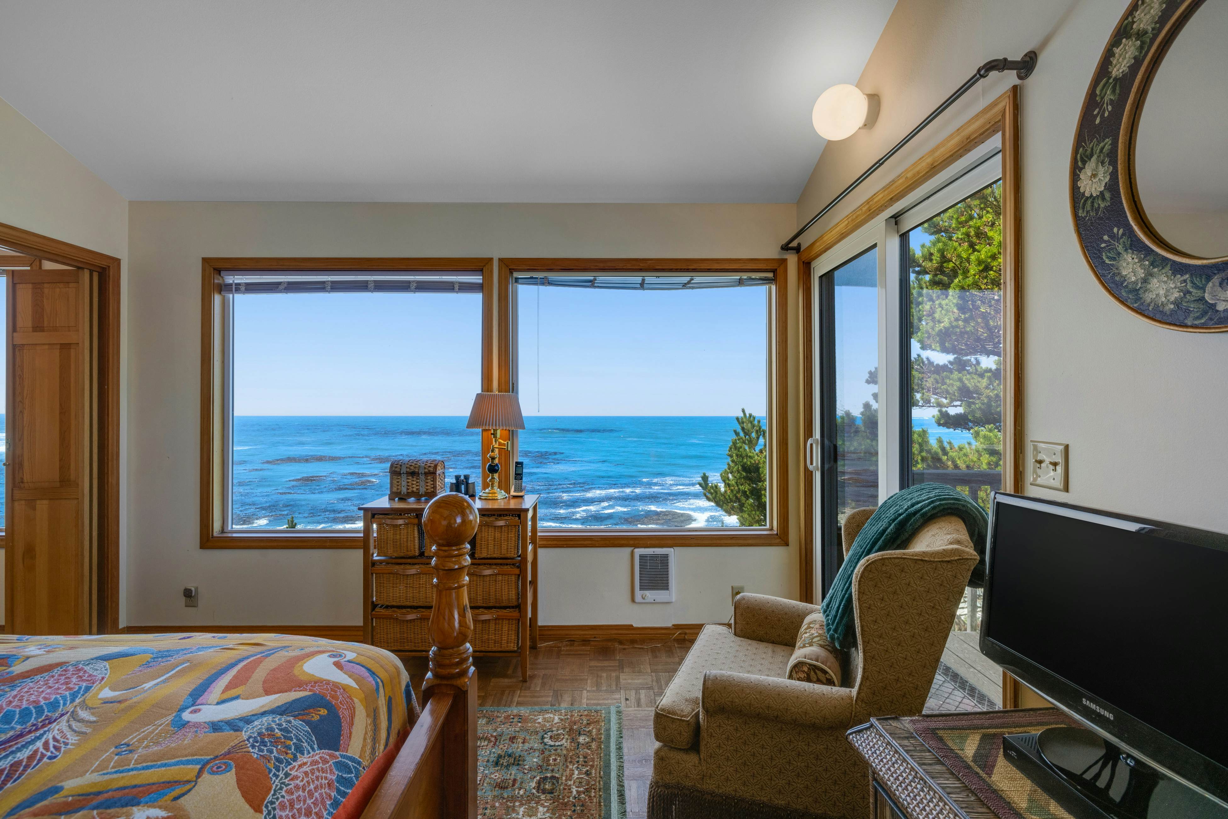 Historic Waterfront Home with Ocean Views, Great Location - Dogs OK