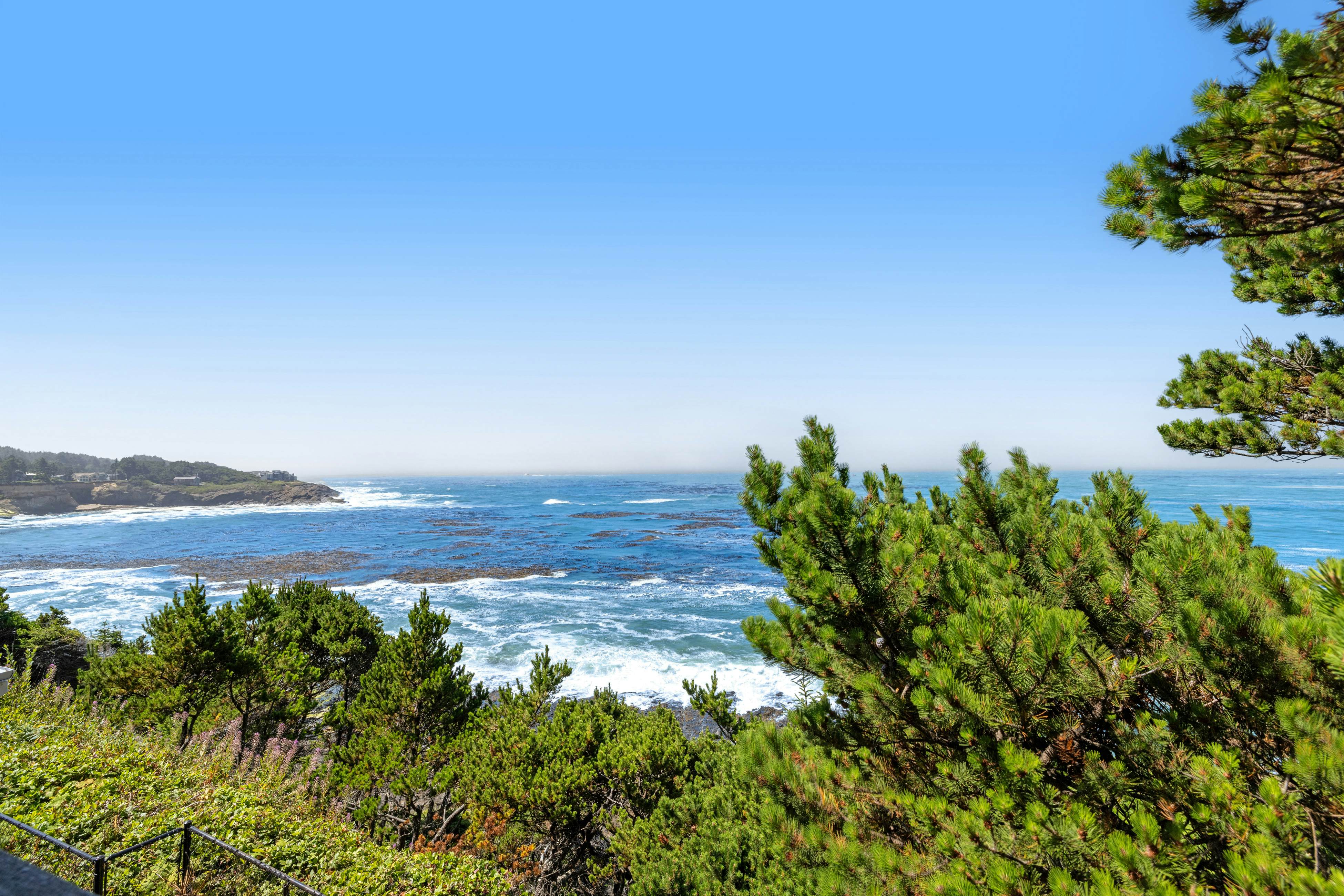 Historic Waterfront Home with Ocean Views, Great Location - Dogs OK