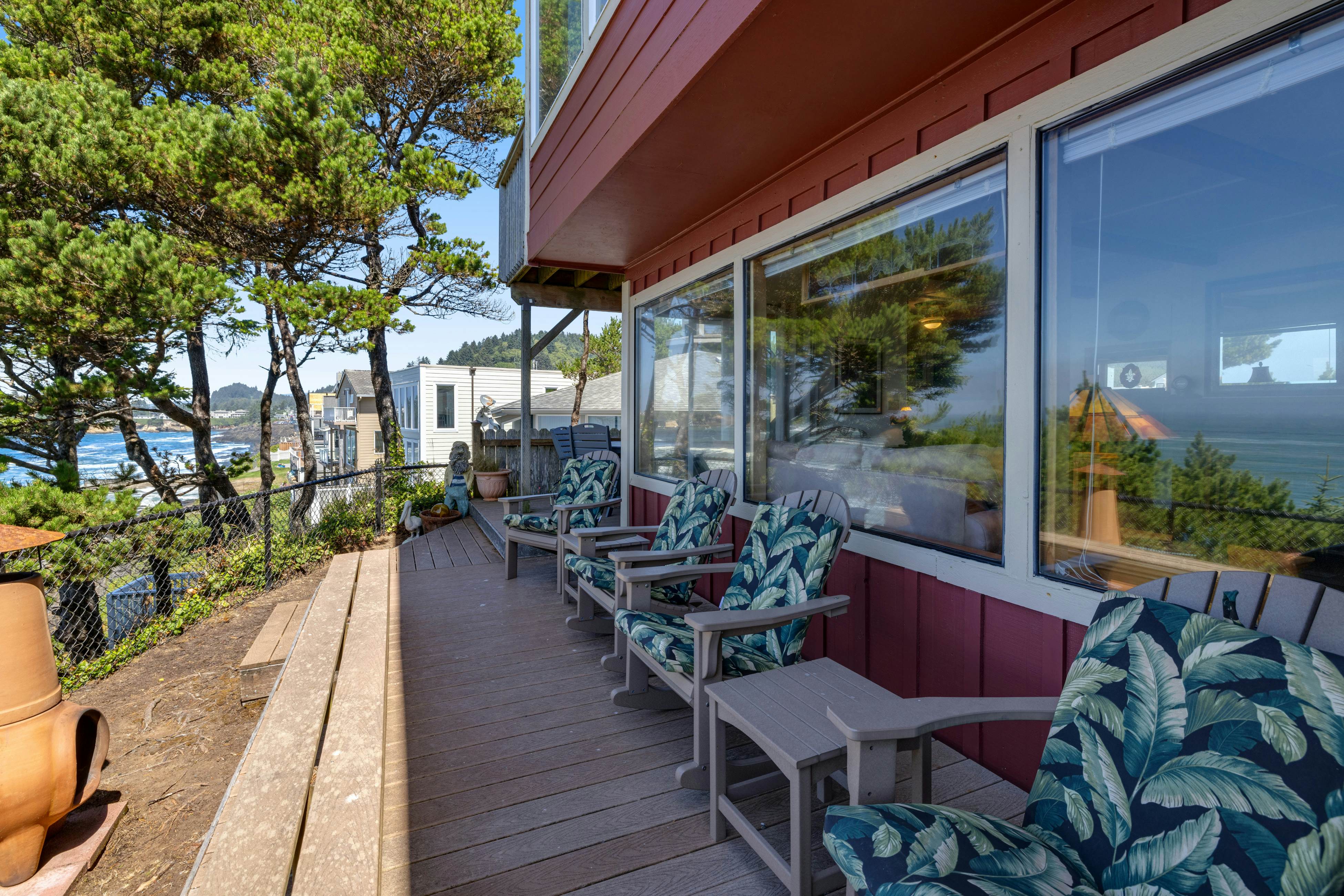 Historic Waterfront Home with Ocean Views, Great Location - Dogs OK