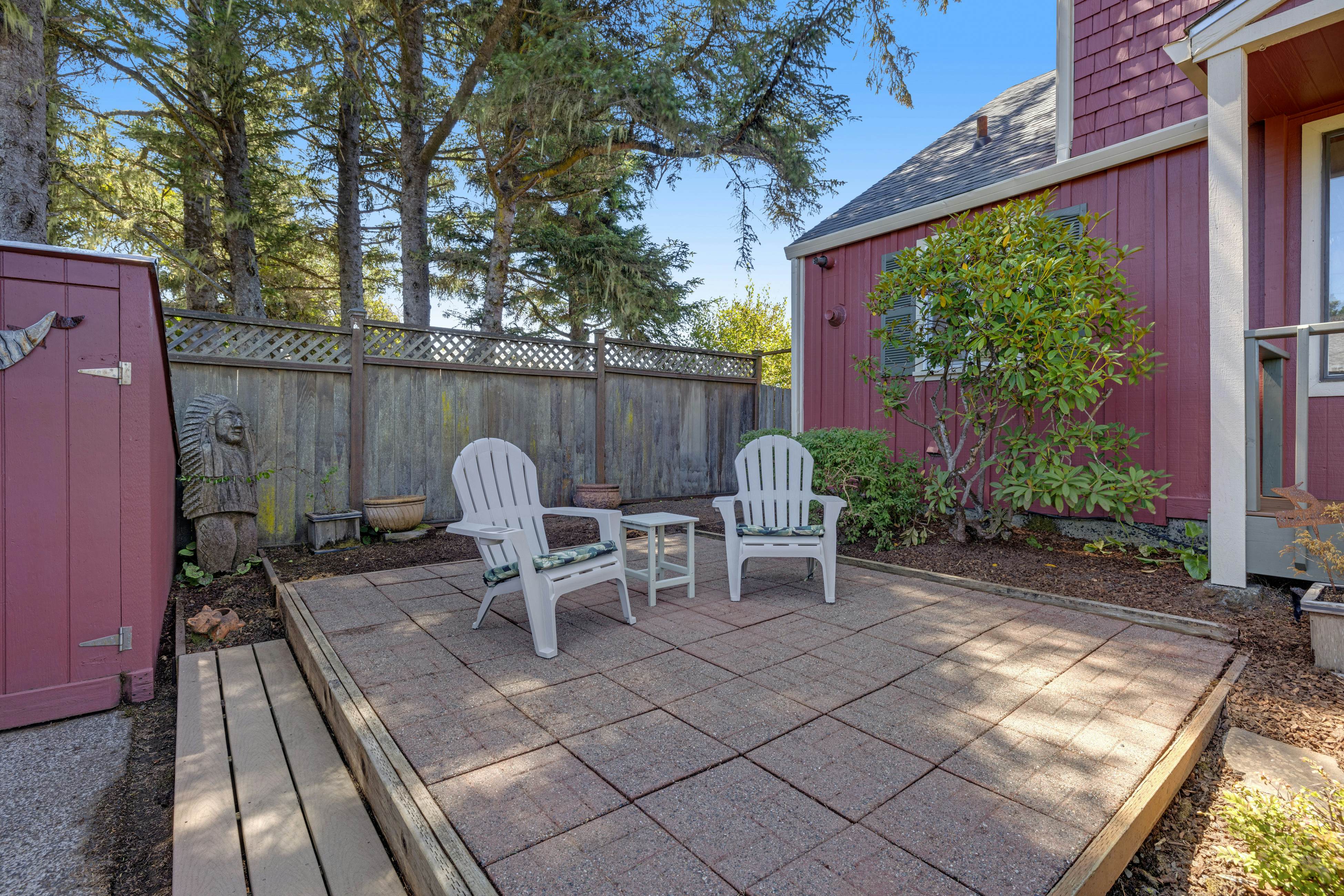 Historic Waterfront Home with Ocean Views, Great Location - Dogs OK