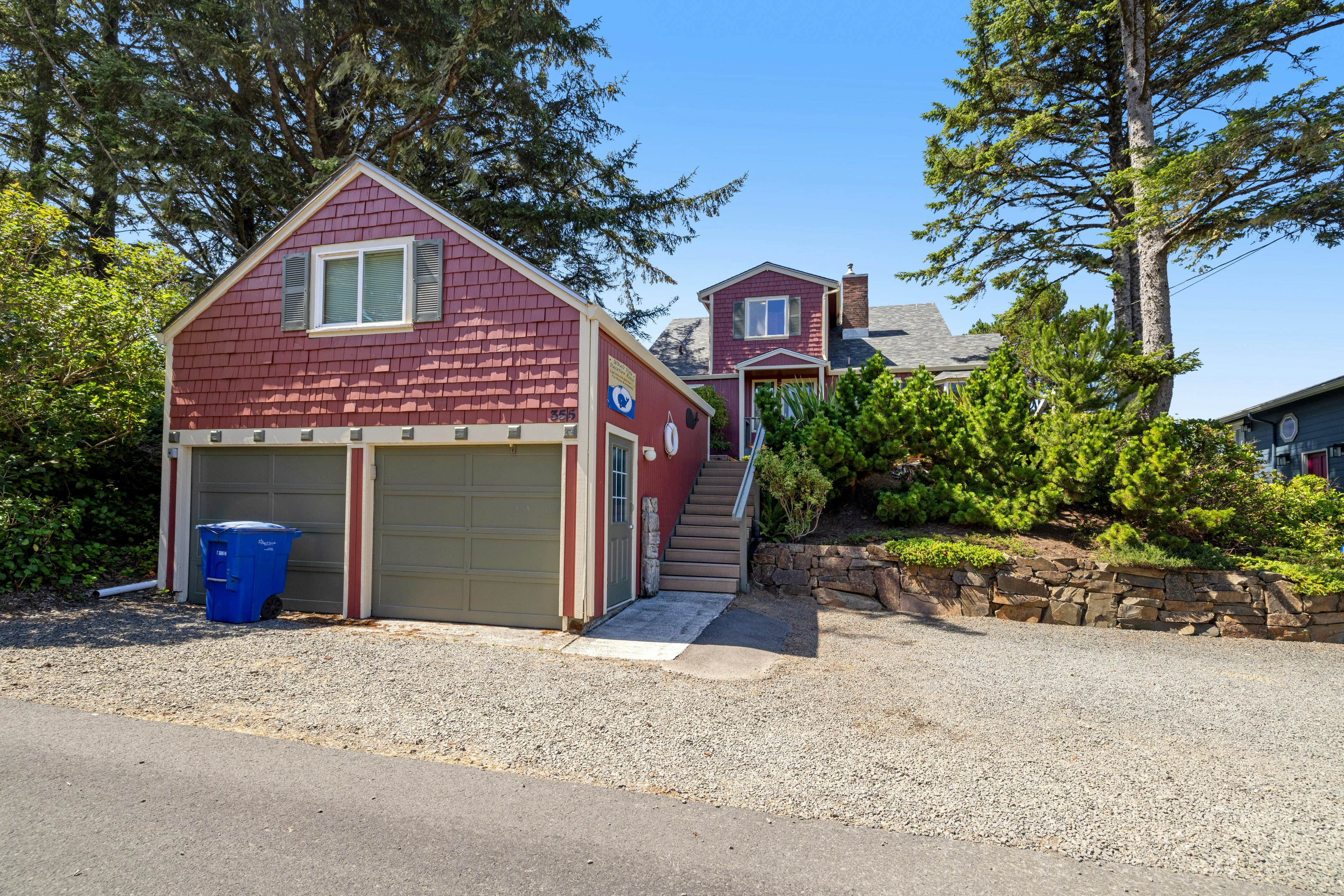 Historic Waterfront Home with Ocean Views, Great Location - Dogs OK