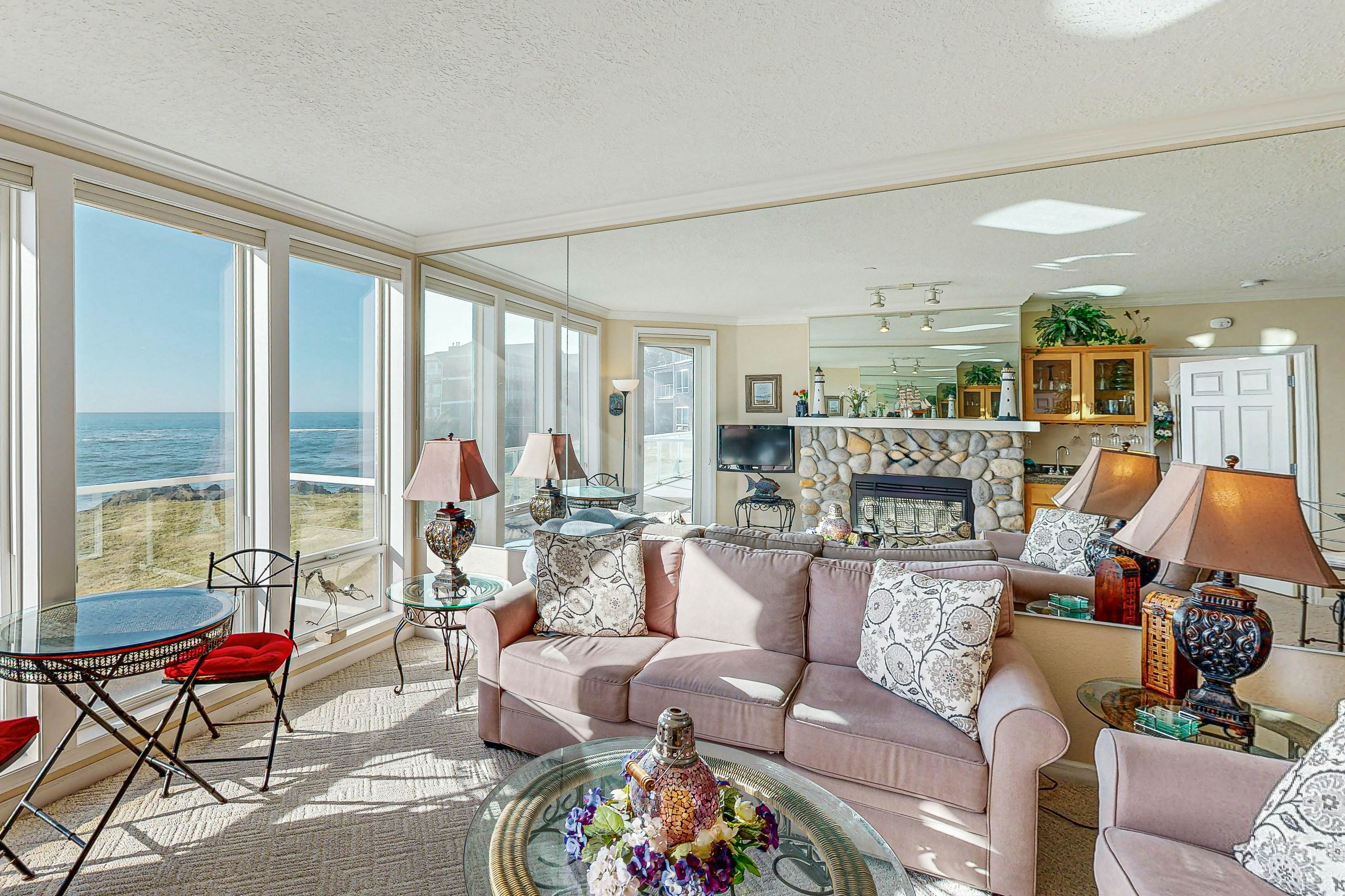 Luxury Waterfront Condo with Shared Hot Tub, Pool, and Ocean Views