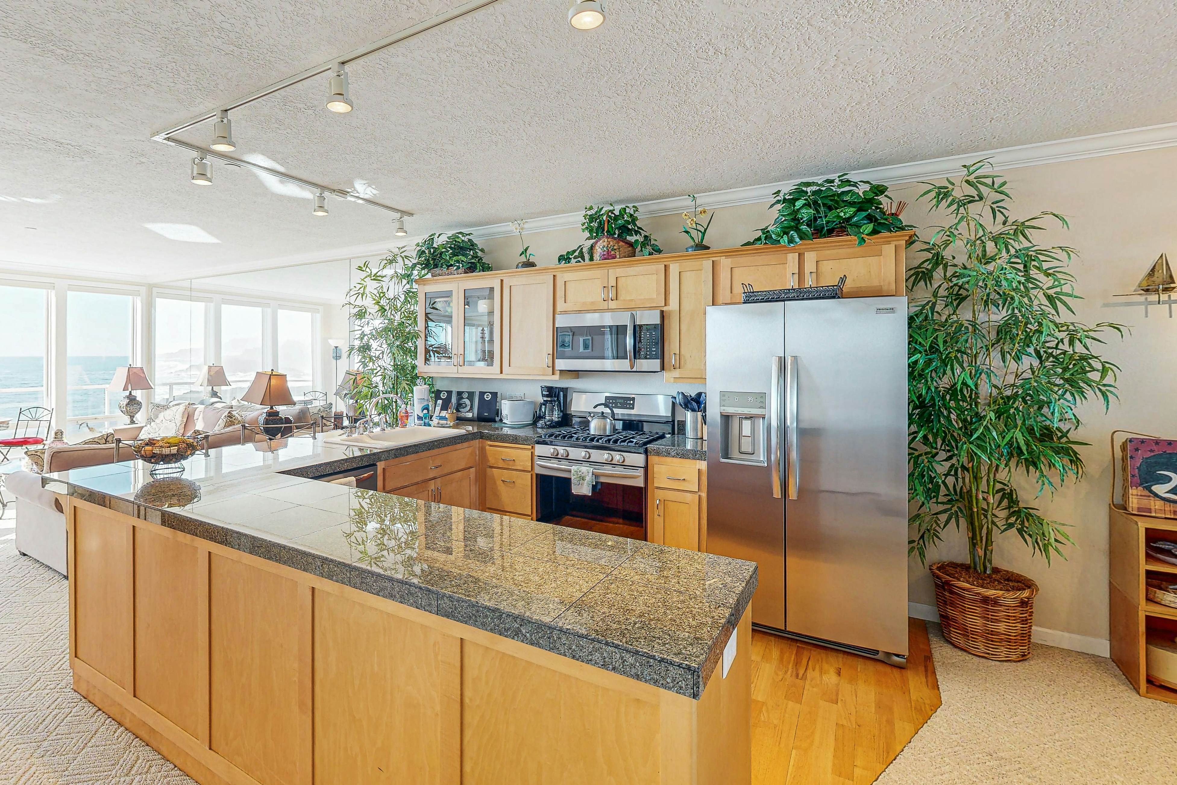 Luxury Waterfront Condo with Shared Hot Tub, Pool, and Ocean Views