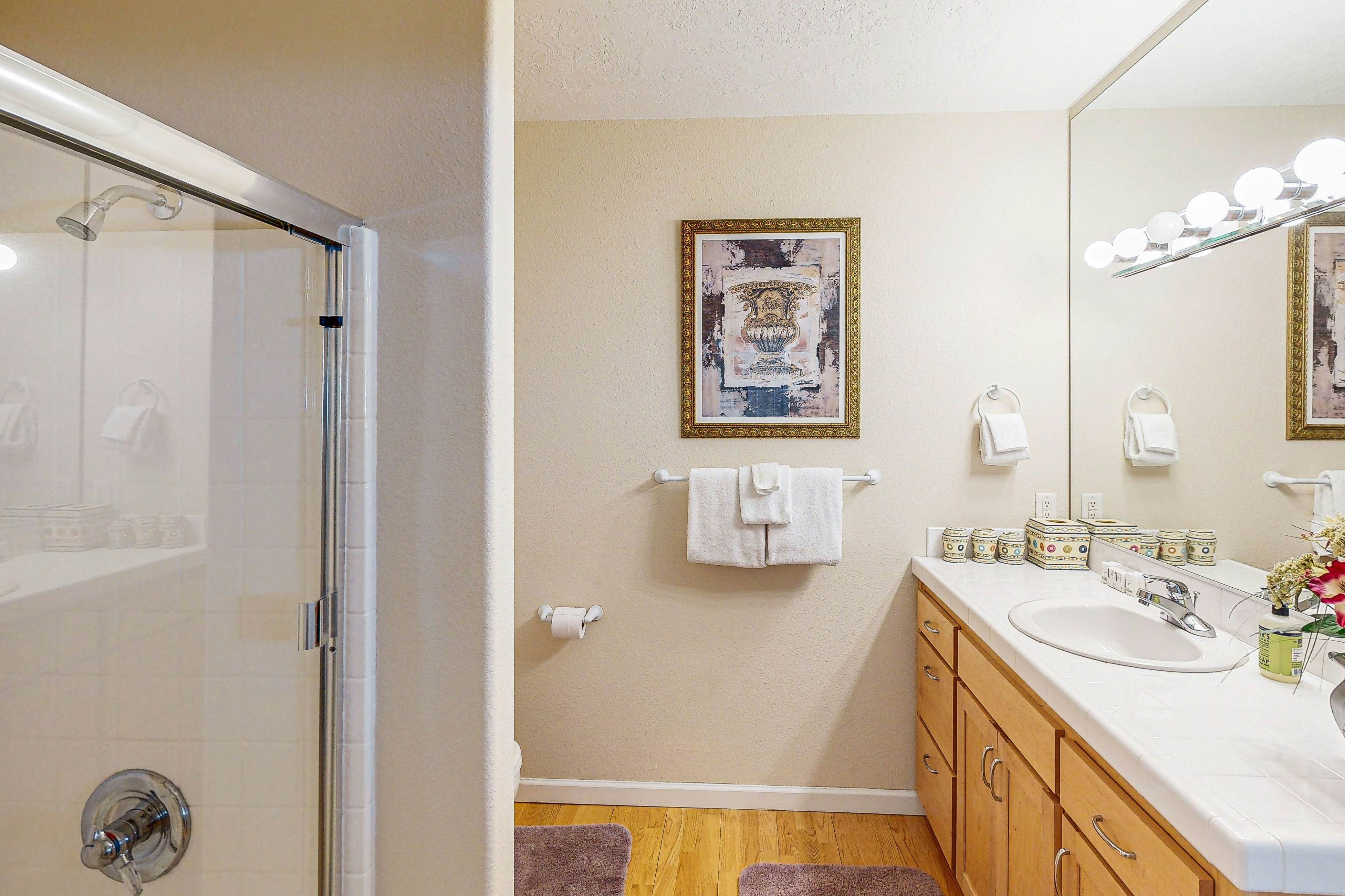 Luxury Waterfront Condo with Shared Hot Tub, Pool, and Ocean Views