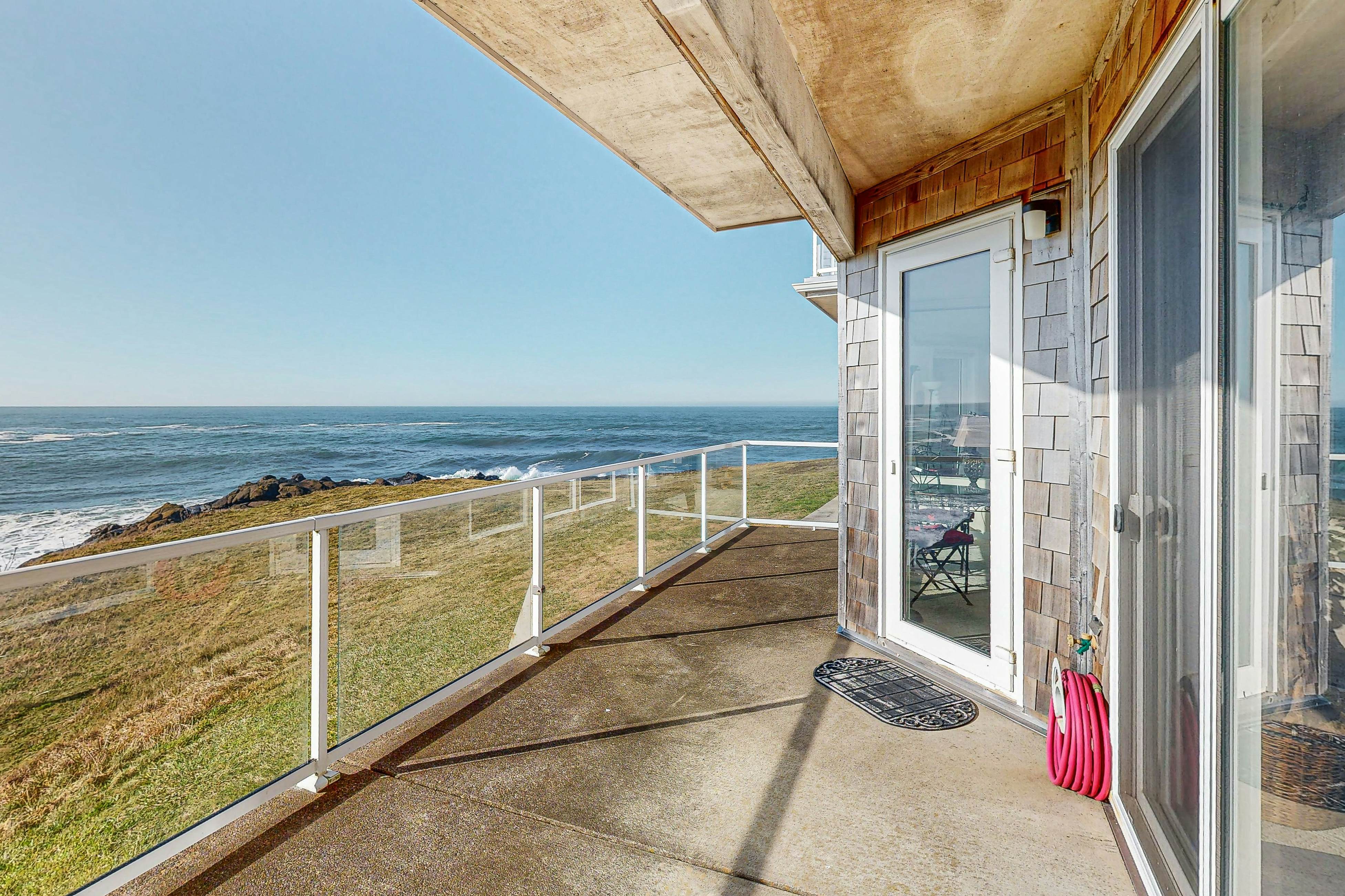 Luxury Waterfront Condo with Shared Hot Tub, Pool, and Ocean Views