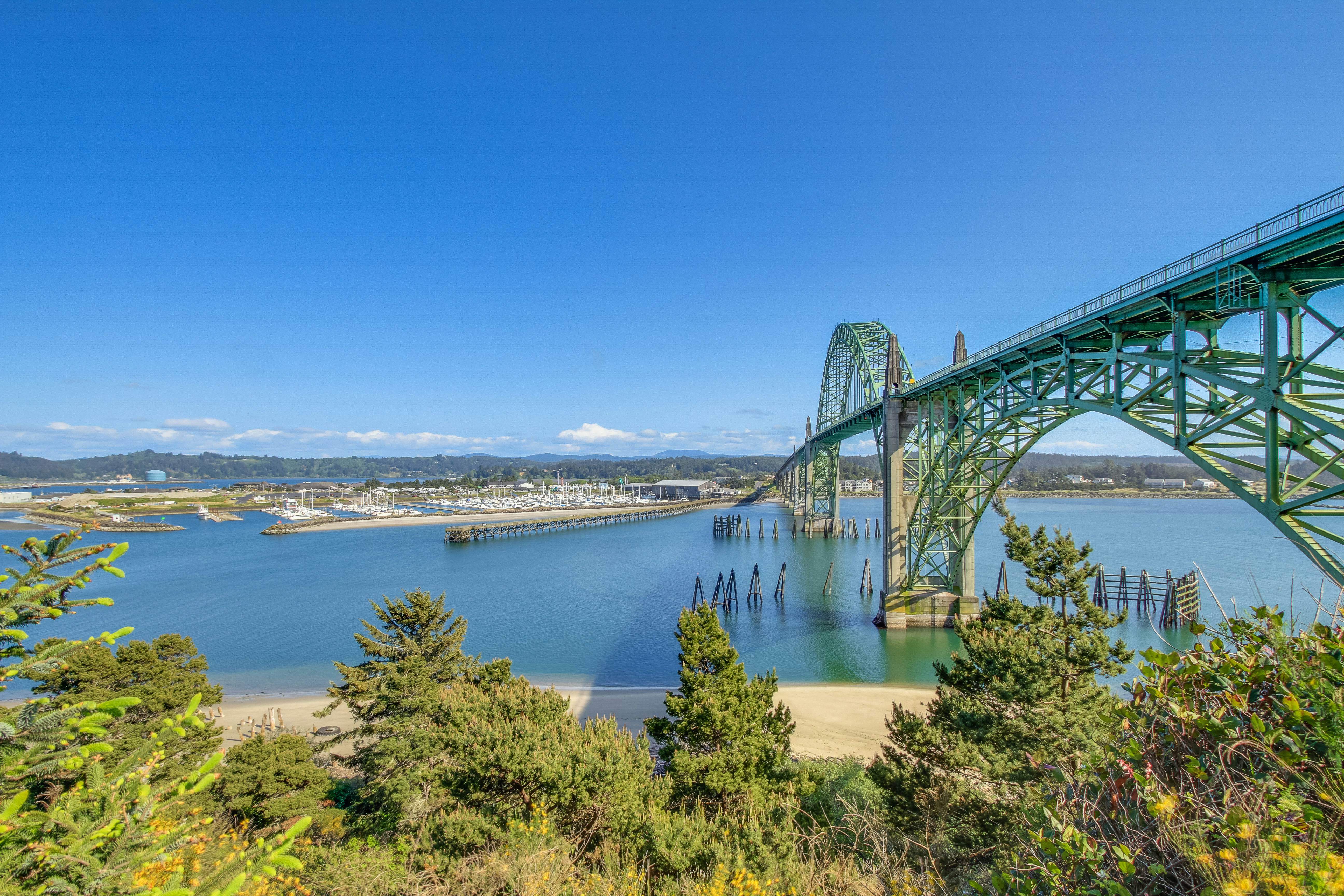 Luxury Waterfront Condo with Shared Hot Tub, Pool, and Ocean Views