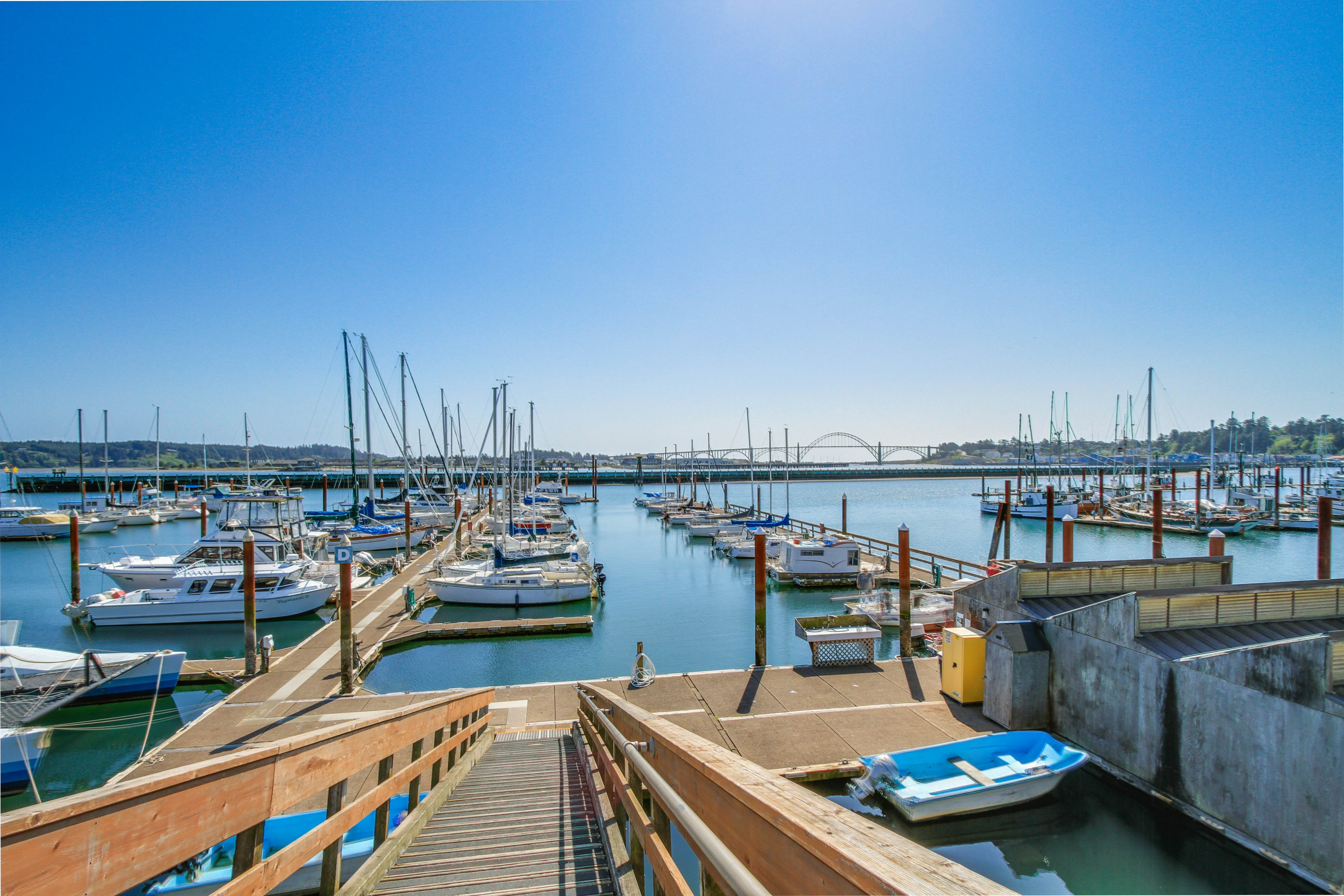 Luxury Waterfront Condo with Shared Hot Tub, Pool, and Ocean Views
