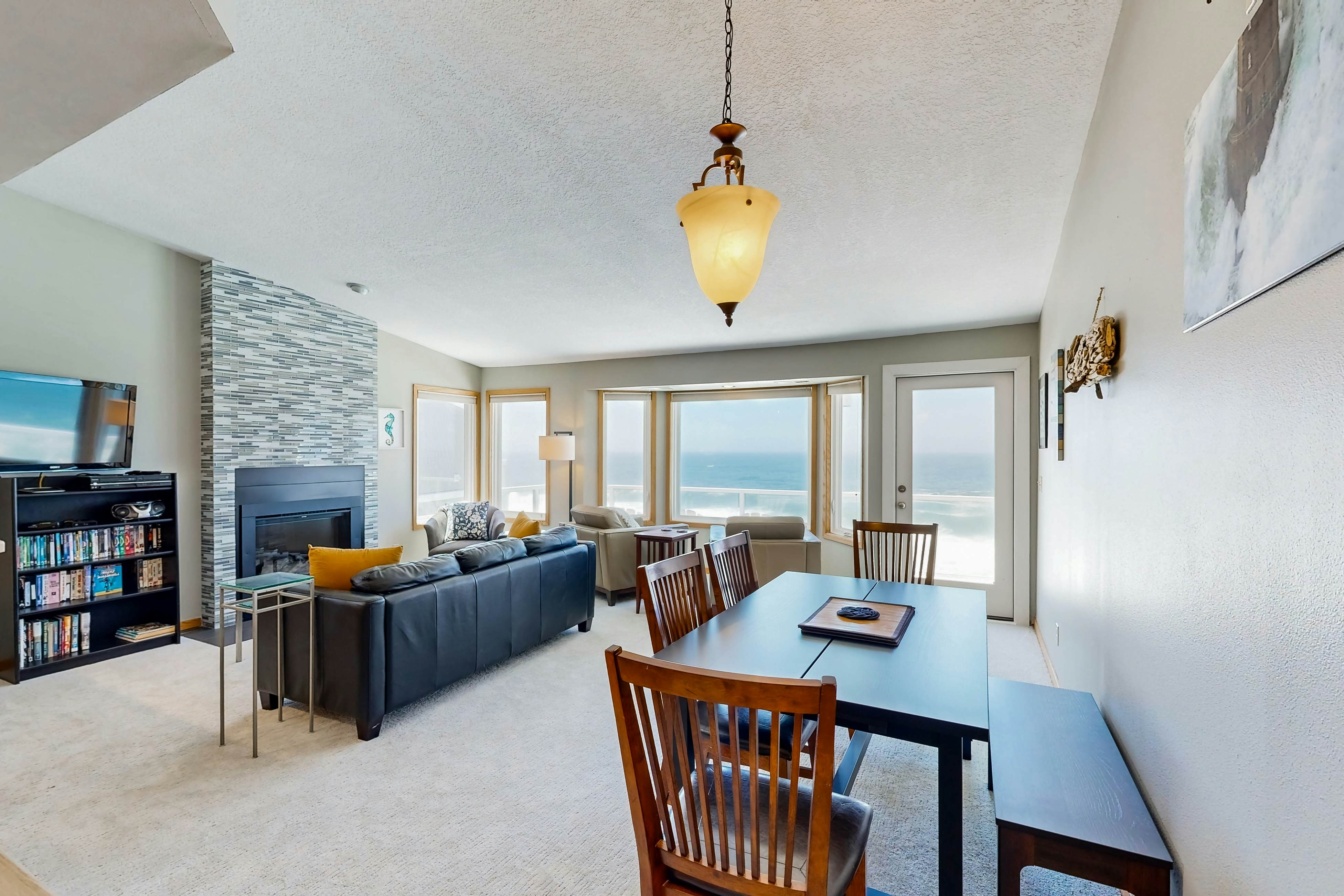 Oceanfront home with picture windows, balcony & elevator  - watch for whales