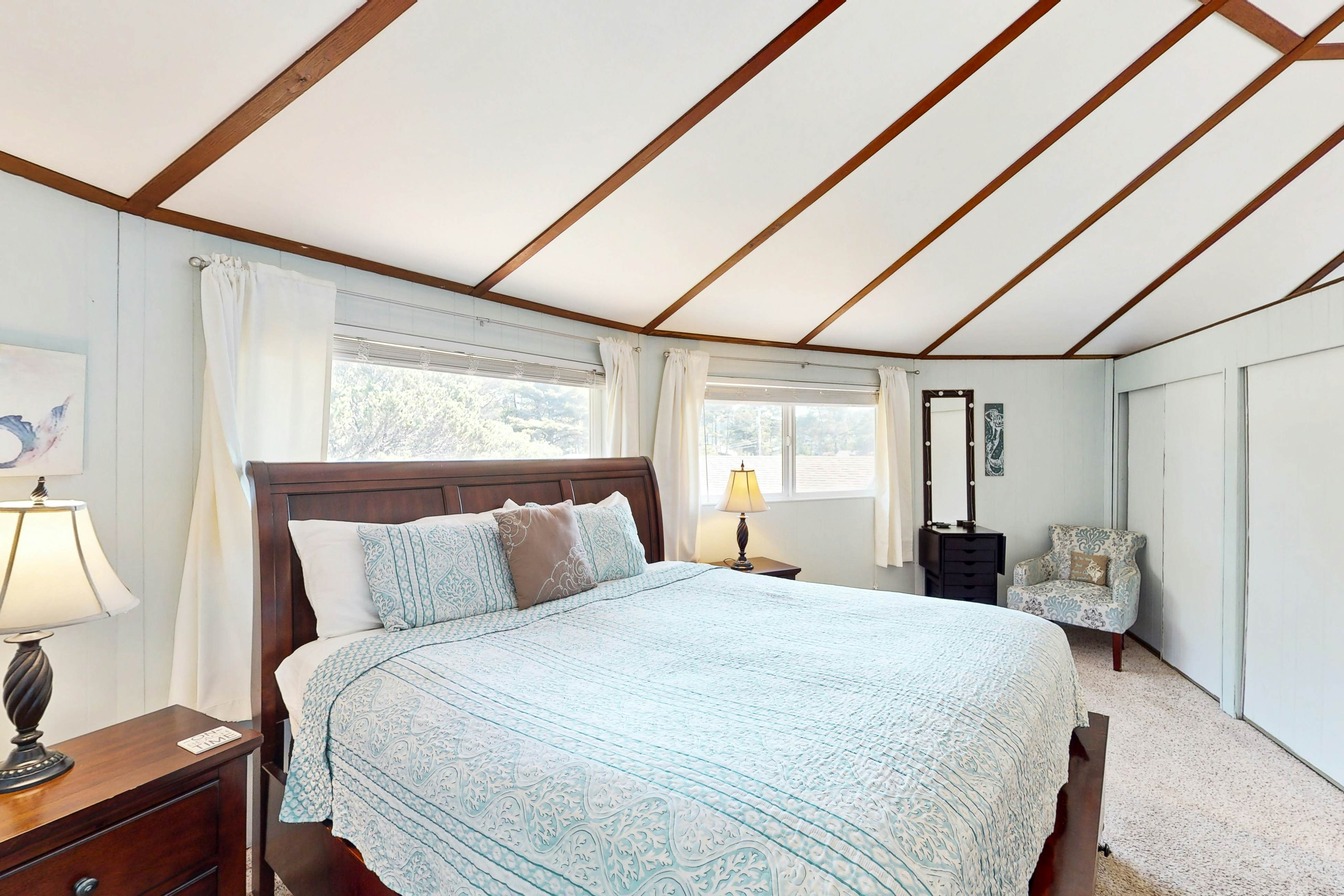 Dog-friendly home with great decks & stunning ocean views