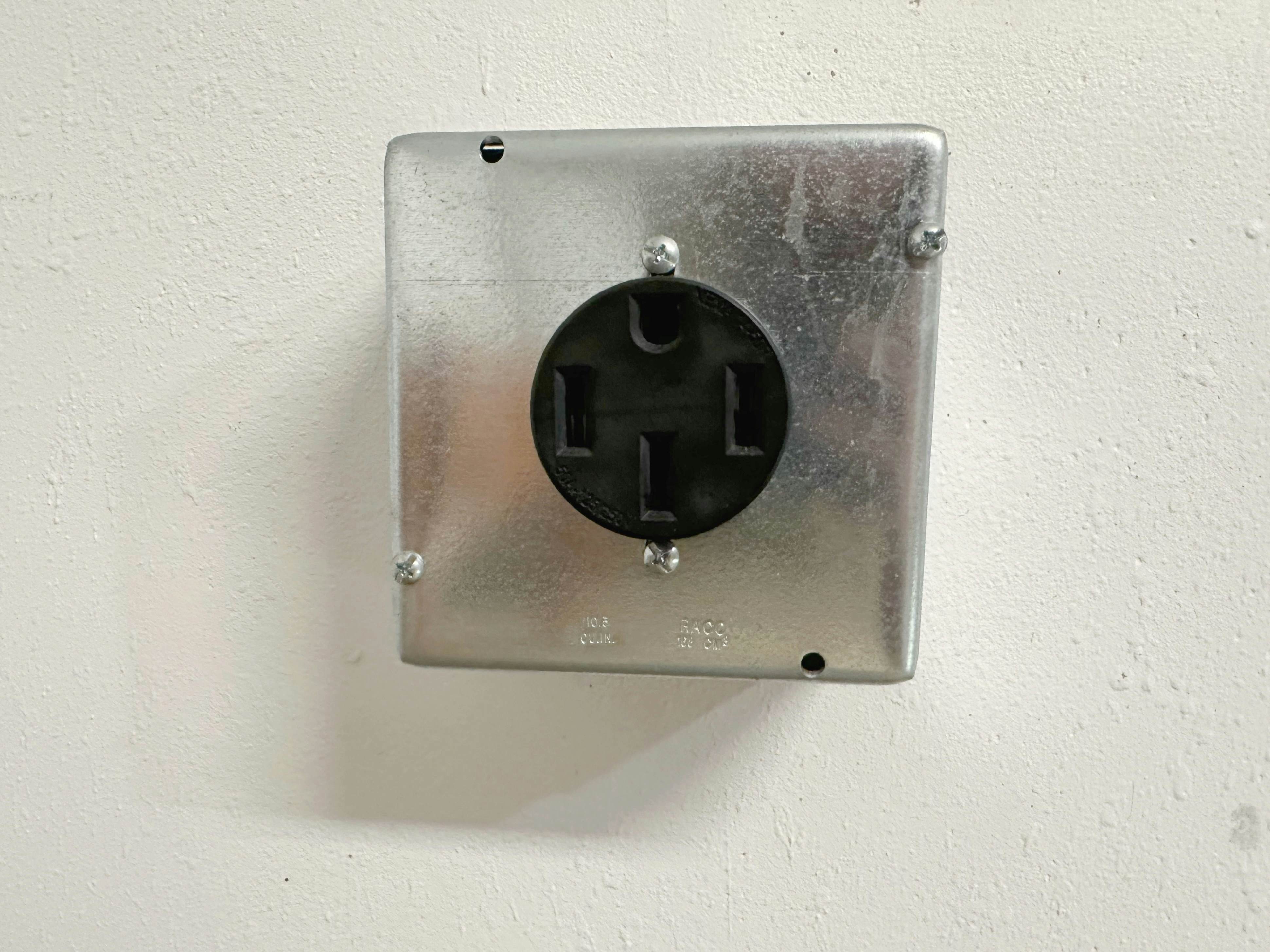 Bella Beach home with ocean view,  gas fireplace, beach access & private hot tub