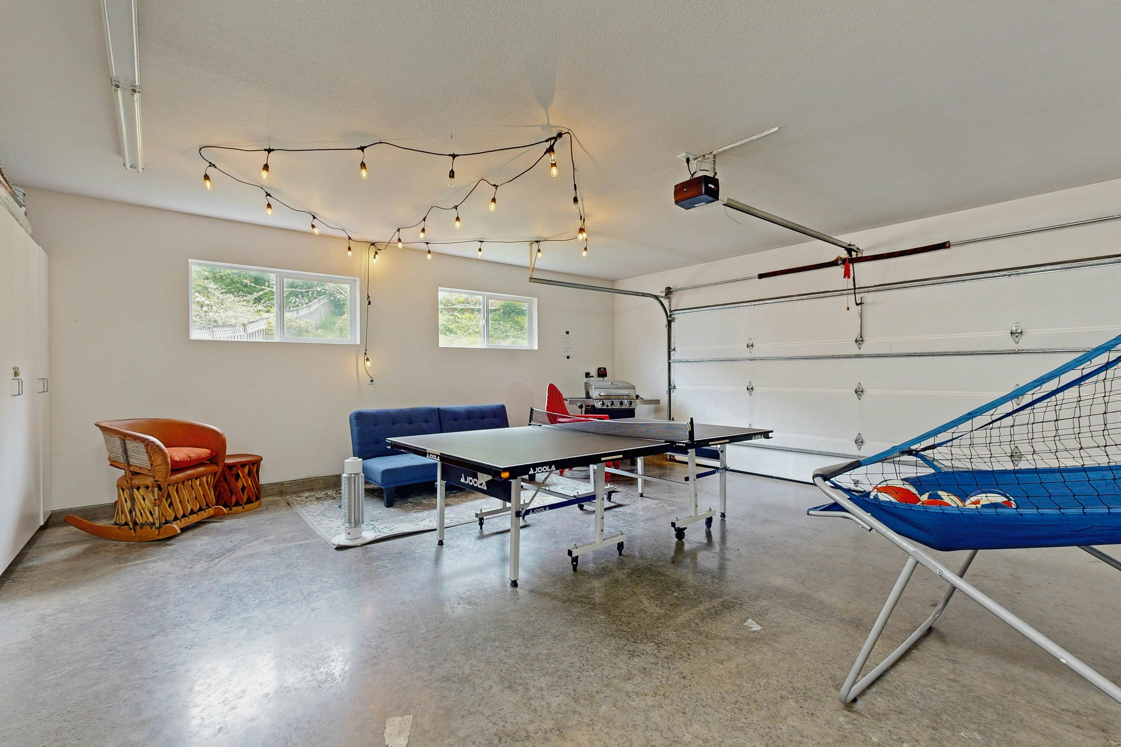 Spectacular Dog-Friendly Home w/Panoramic Views, Free WiFi, Game Room, Yard