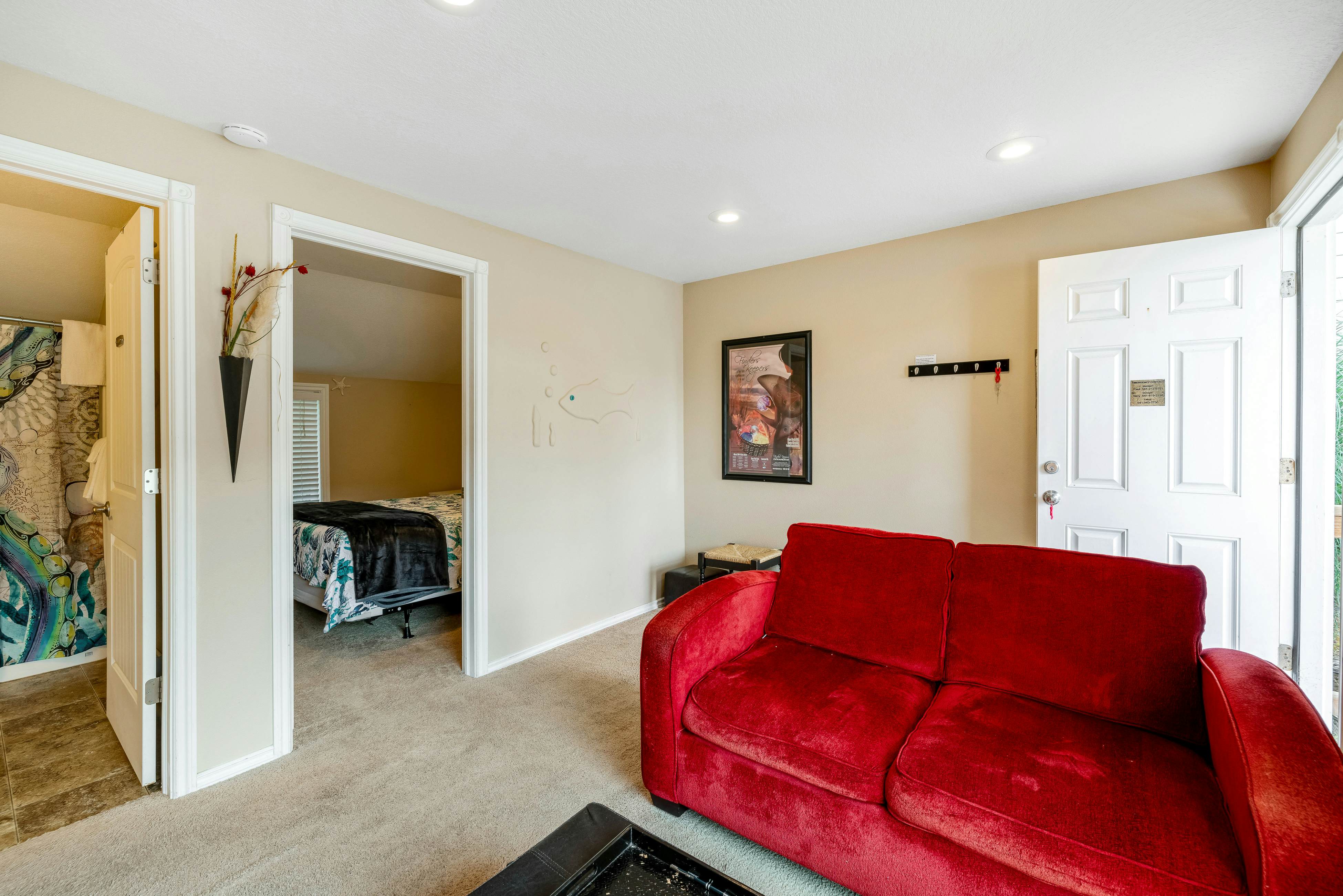 2-Story Dog-Friendly Aparthotel w/Deck, Gas Fireplace, Ocean Views, Beach Access