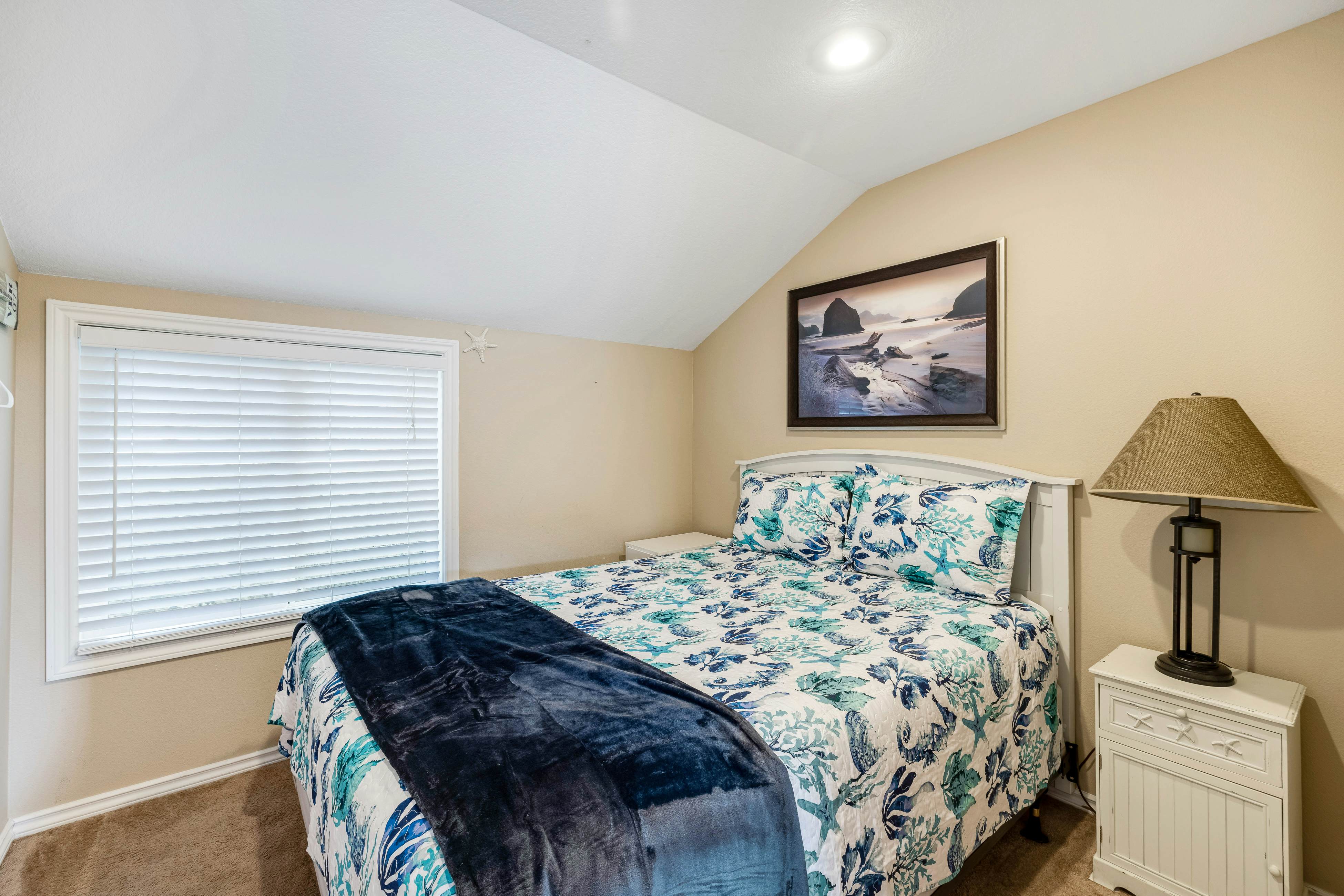 2-Story Dog-Friendly Aparthotel w/Deck, Gas Fireplace, Ocean Views, Beach Access