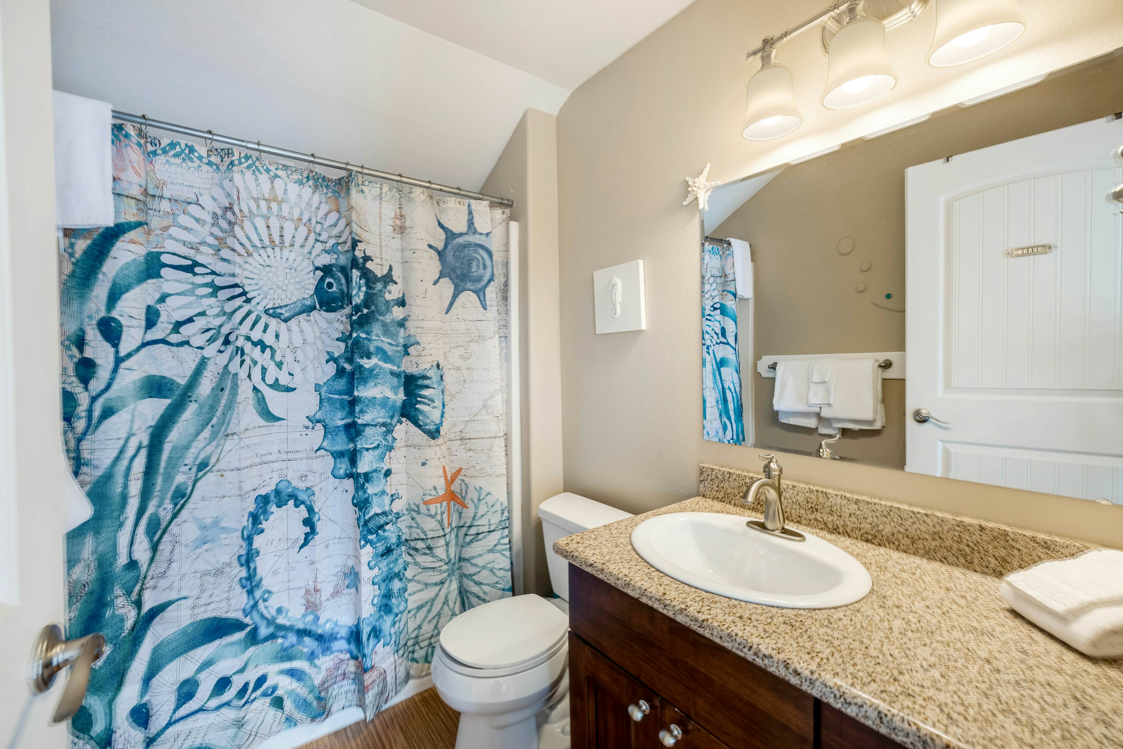 2-Story Dog-Friendly Aparthotel w/Deck, Gas Fireplace, Ocean Views, Beach Access