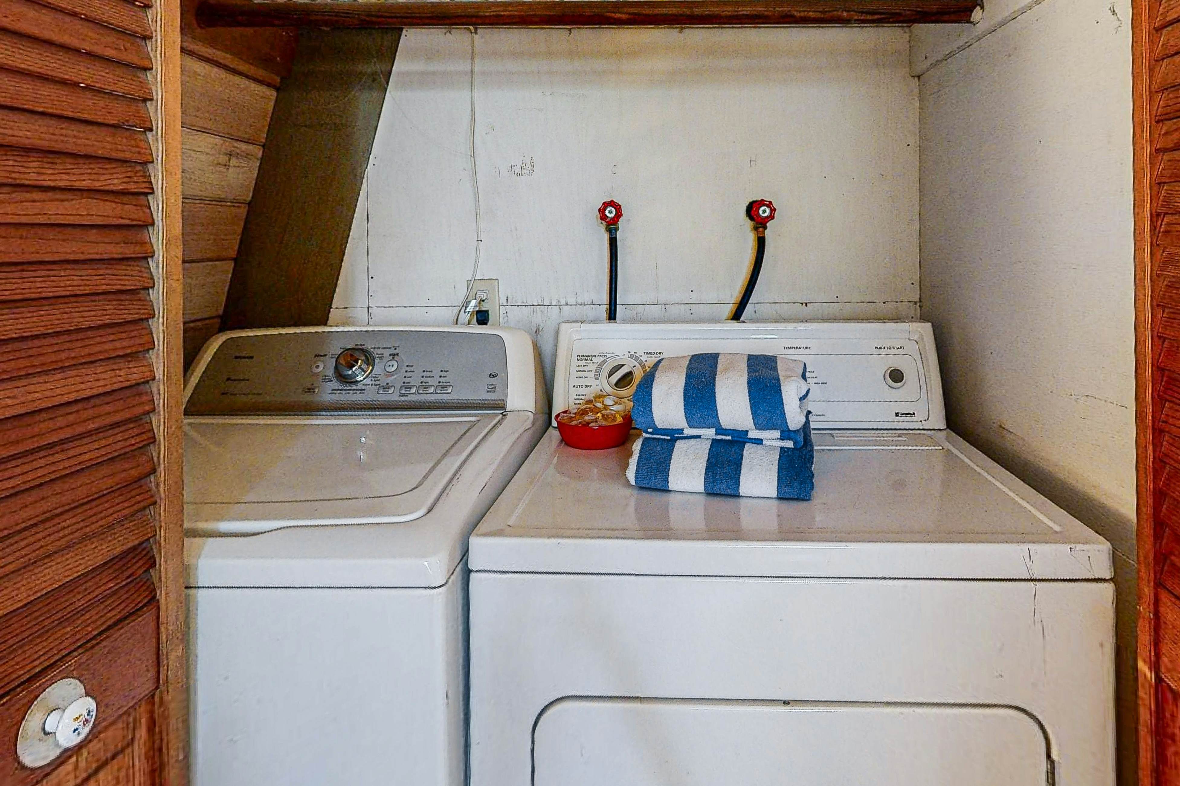 Fun and Unforgettable Beach House - Dog-friendly with a Great Location