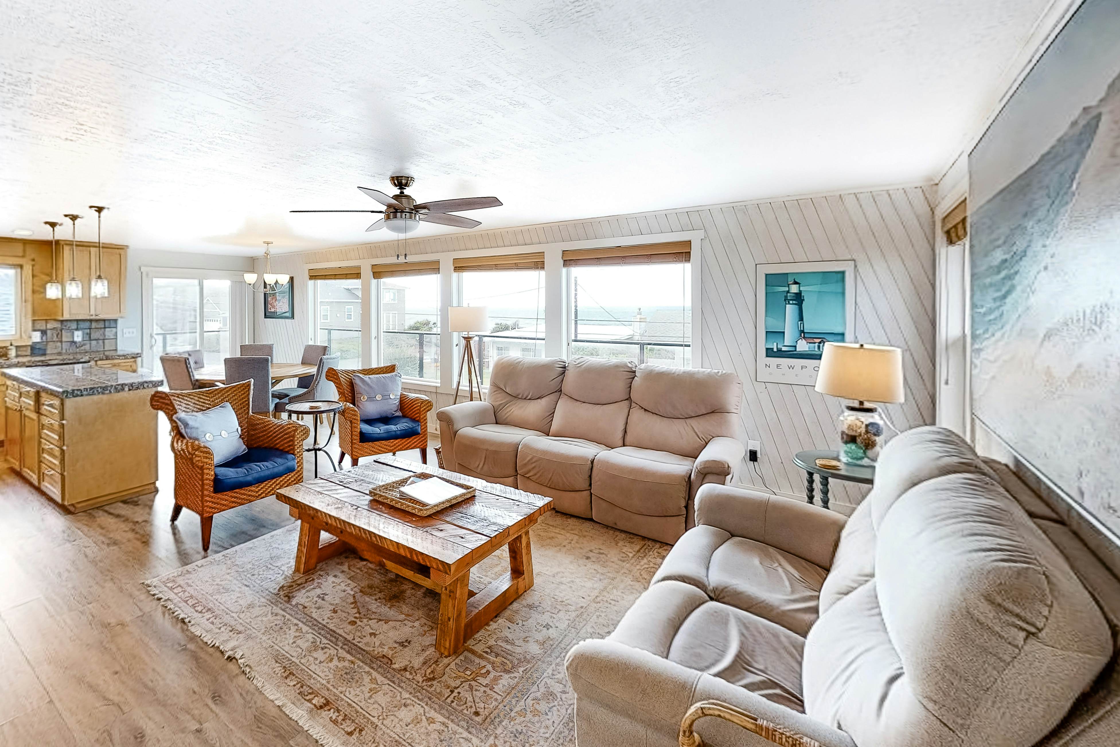 Family-friendly house w/ ocean view & private hot tub - walk to beach, dogs OK