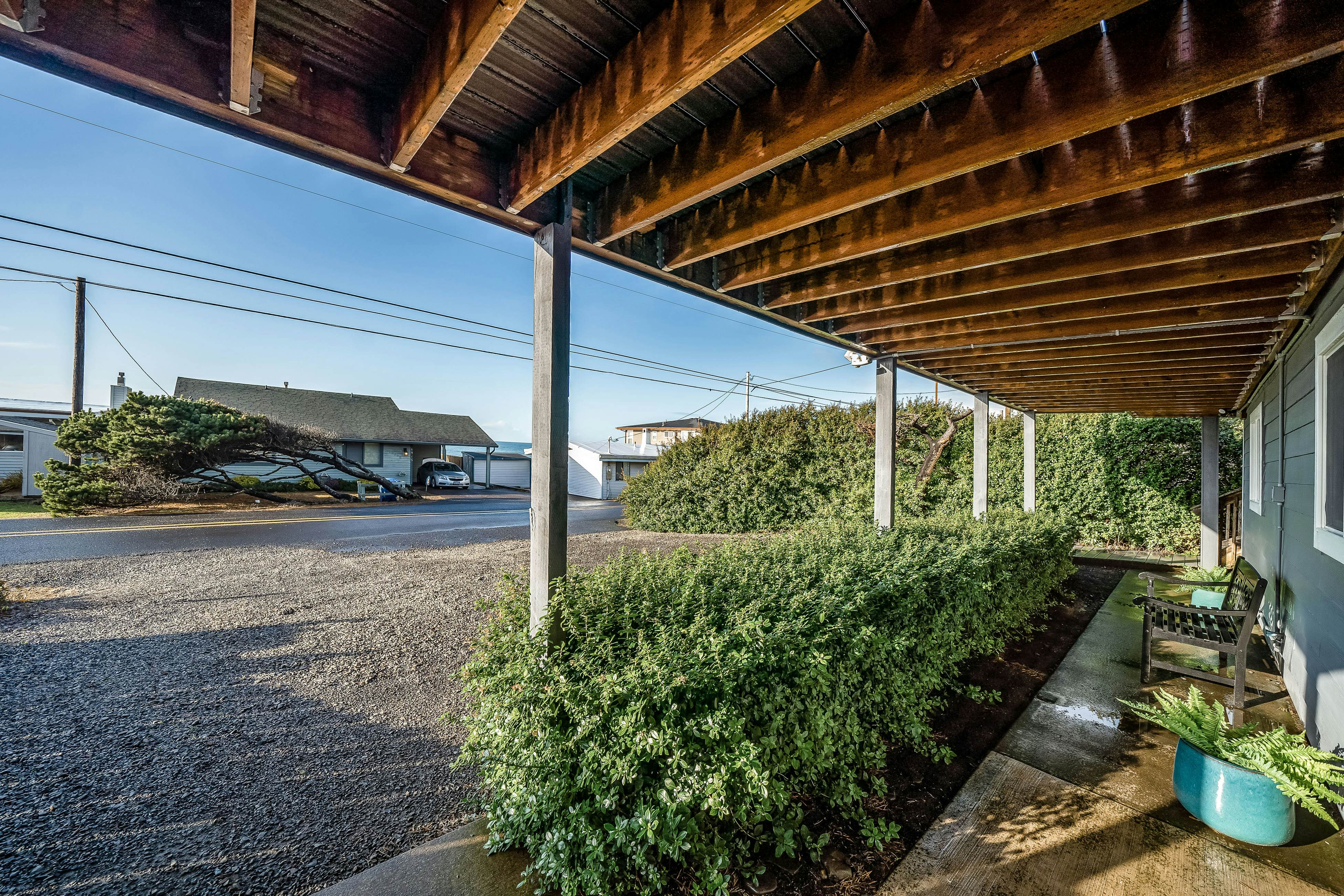 Family-friendly house w/ ocean view & private hot tub - walk to beach, dogs OK