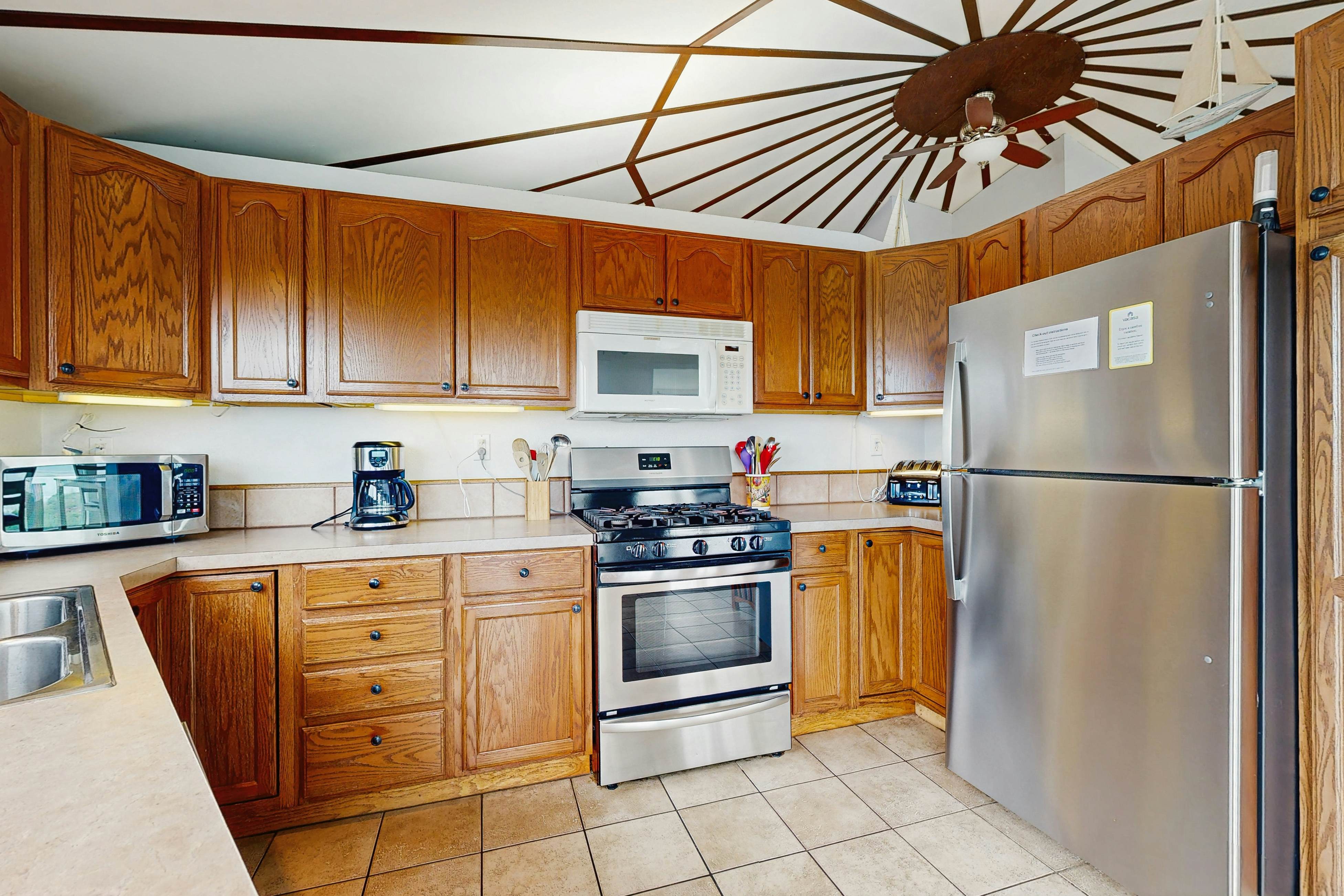 Unique and spacious home with private hot tub game room and great ocean views