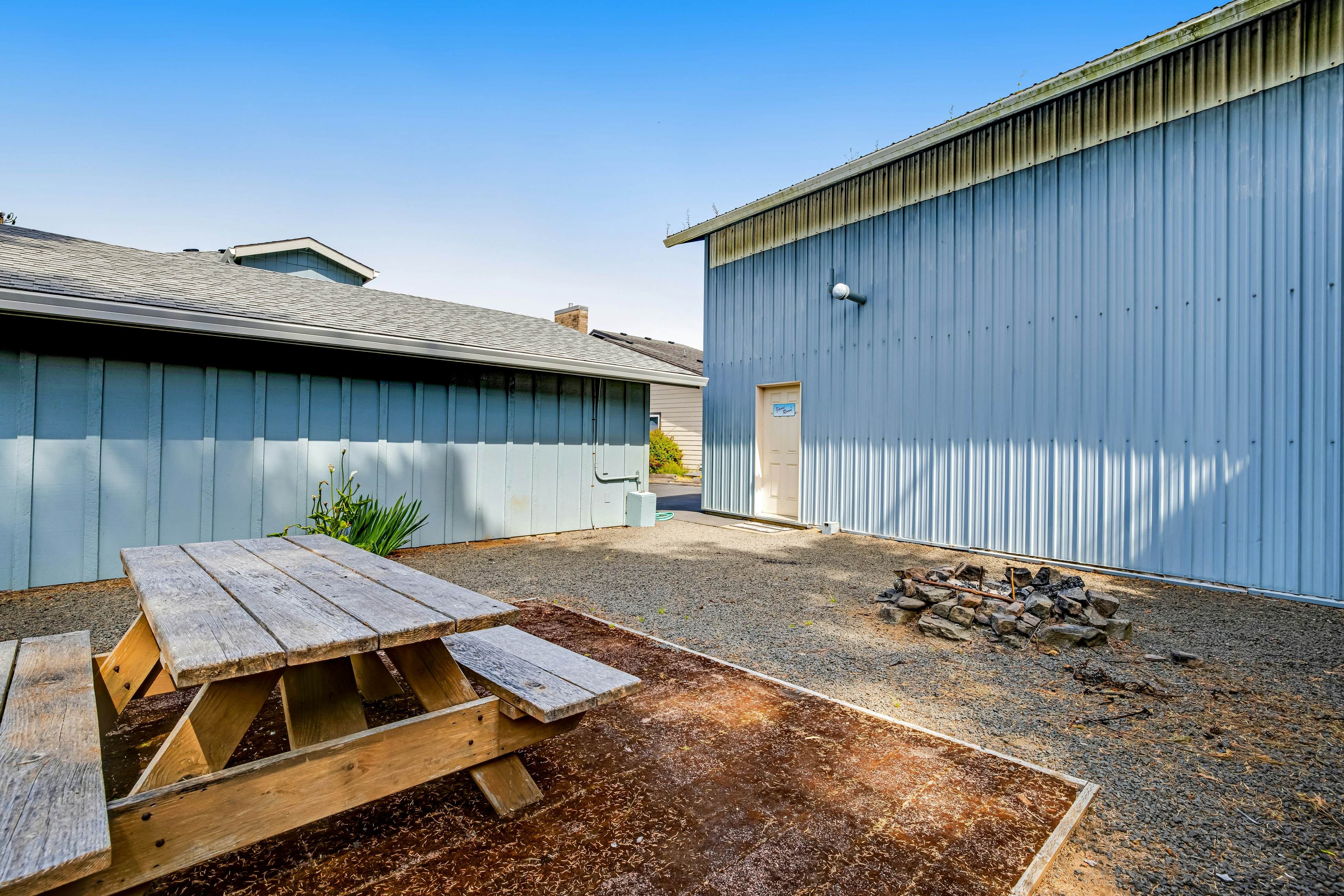 Unique and spacious home with private hot tub game room and great ocean views