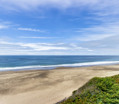 Impressive oceanfront home with great views dog friendly