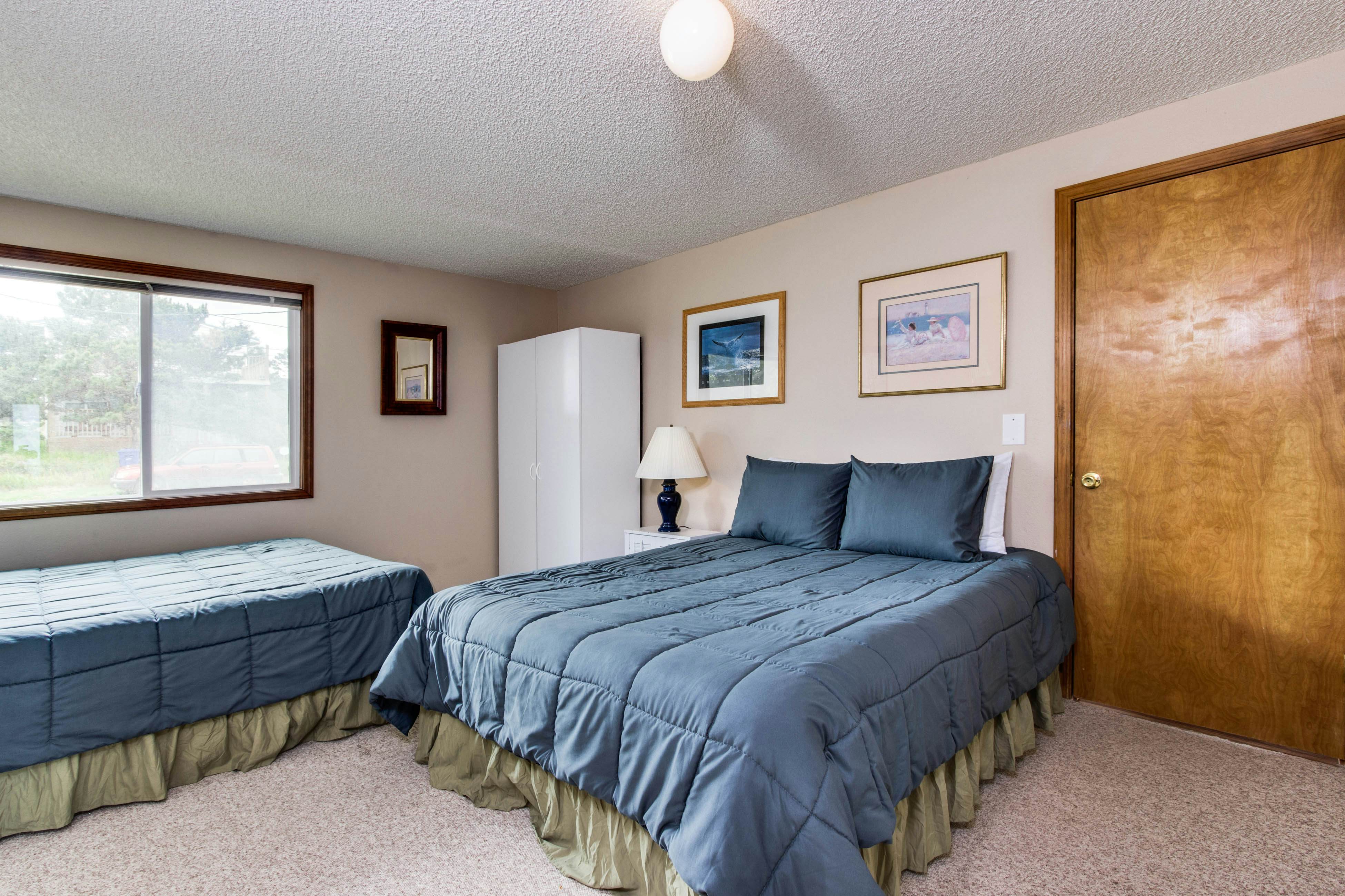 Impressive oceanfront home with great views - dog-friendly