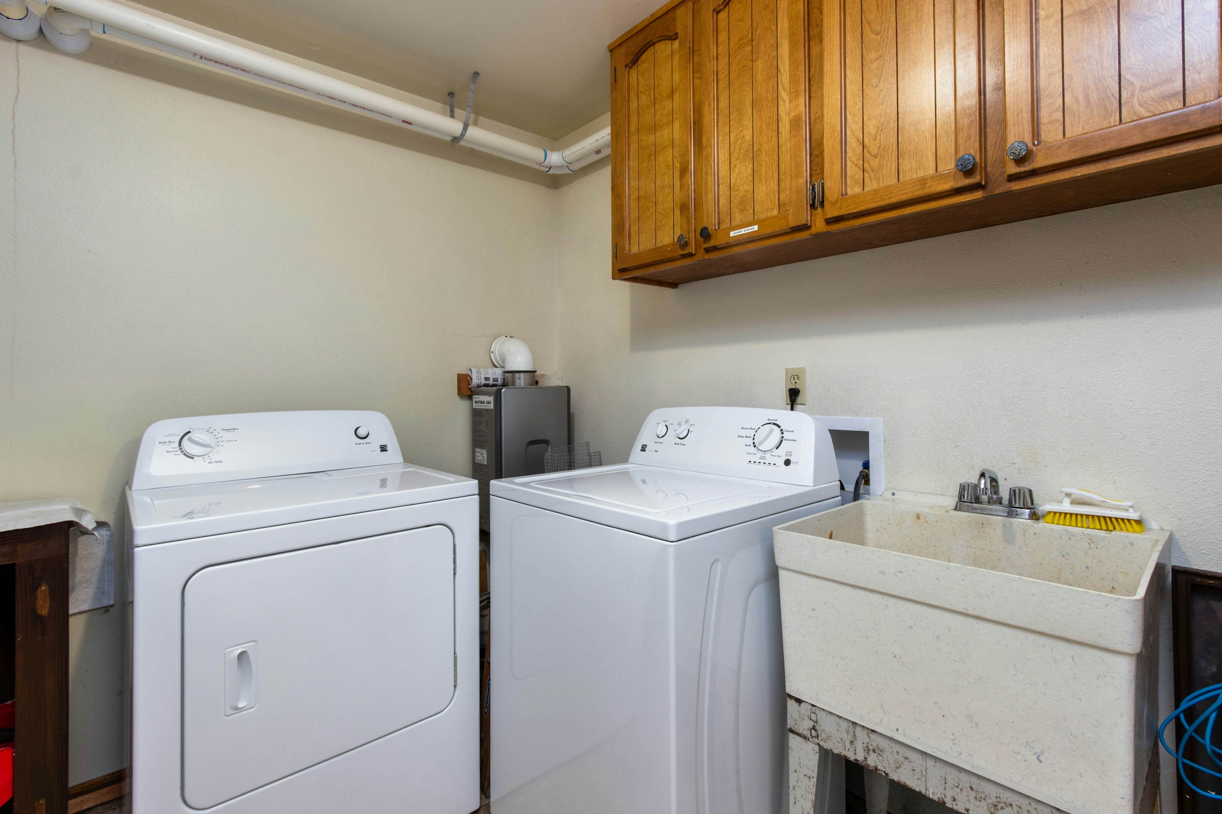 Impressive oceanfront home with great views - dog-friendly