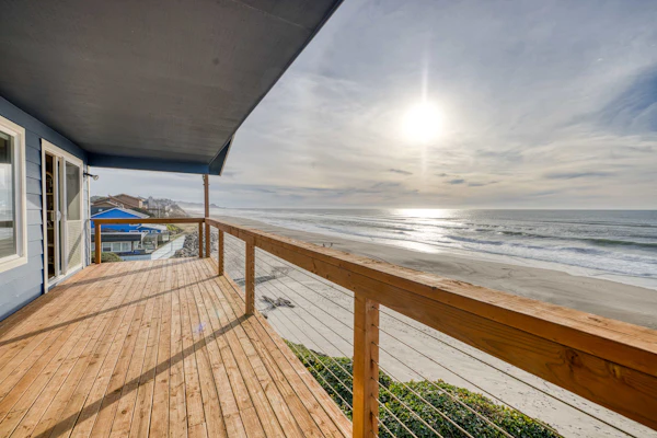 Impressive oceanfront home with great views dog friendly