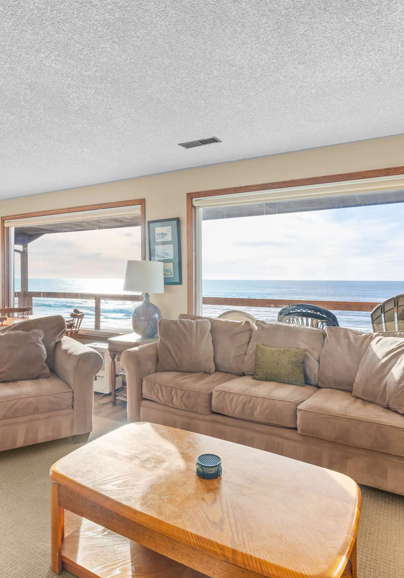 Impressive oceanfront home with great views dog friendly