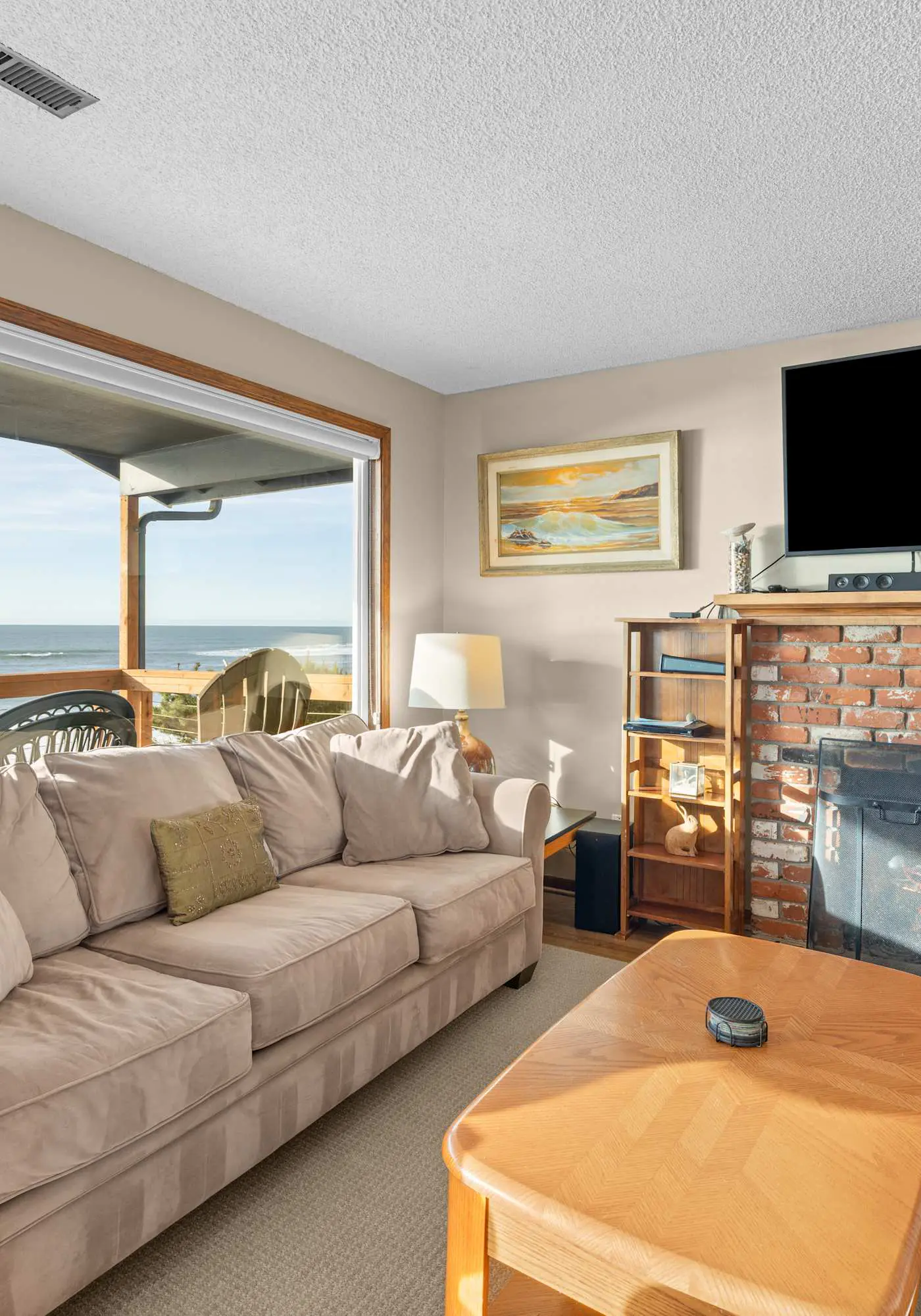 Impressive oceanfront home with great views dog friendly