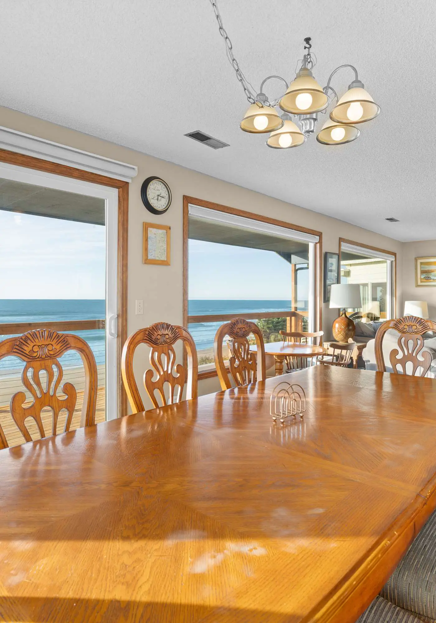 Impressive oceanfront home with great views dog friendly